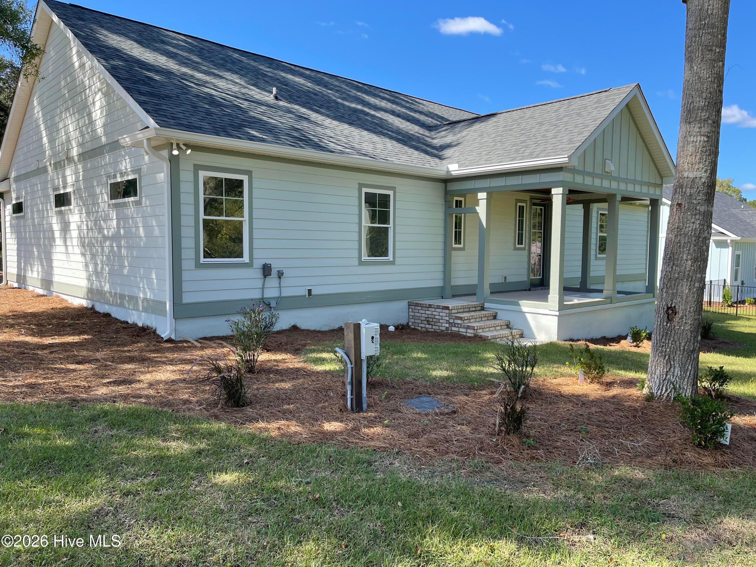 Single Family Residence at 1848 Oak Harbour Drive SW, Ocean Isle Beach, NC 28469, photo 6 of 13