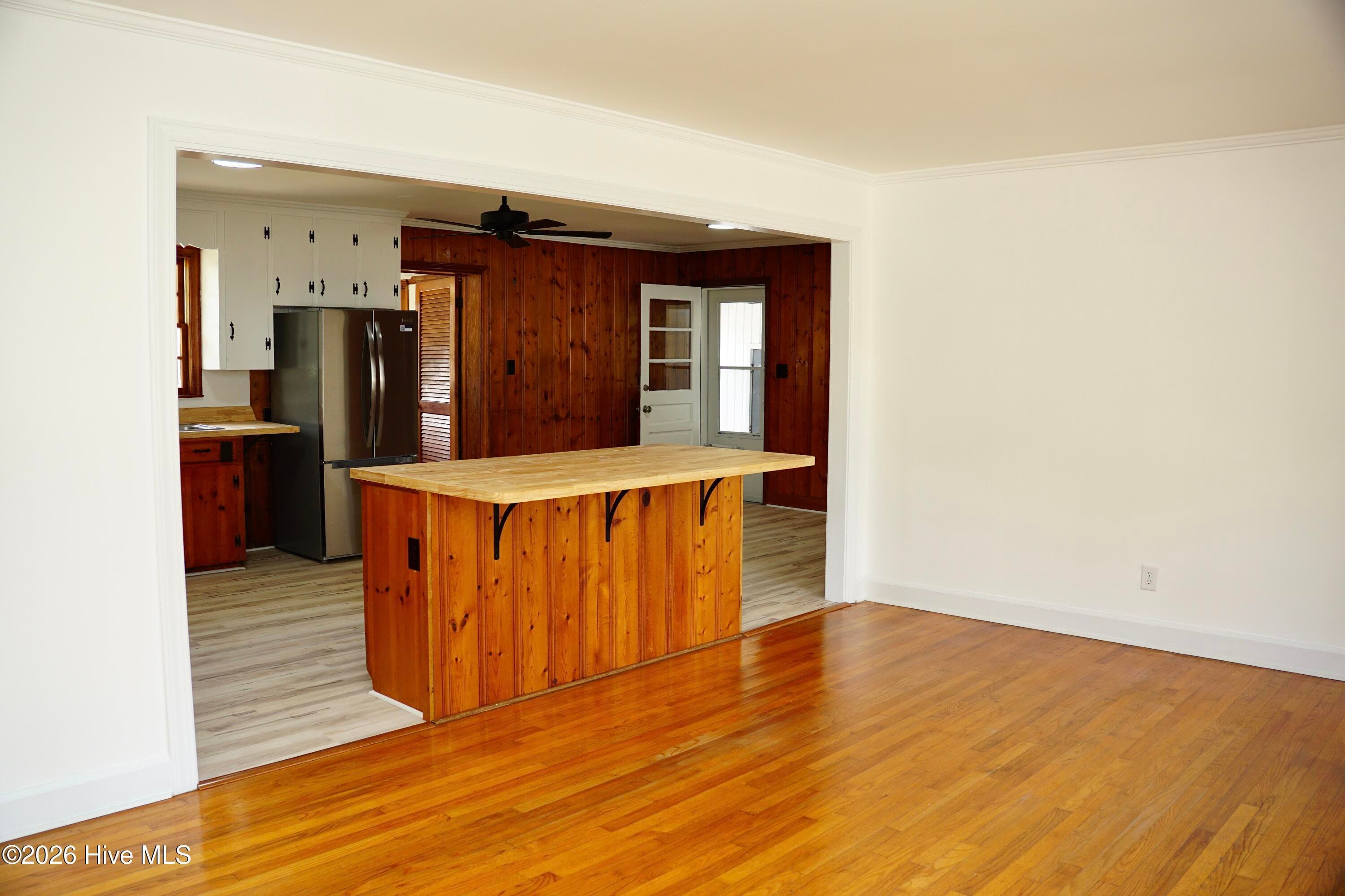 Single Family Residence at 1215 N Respess Street, Washington, NC 27889, photo 7 of 17