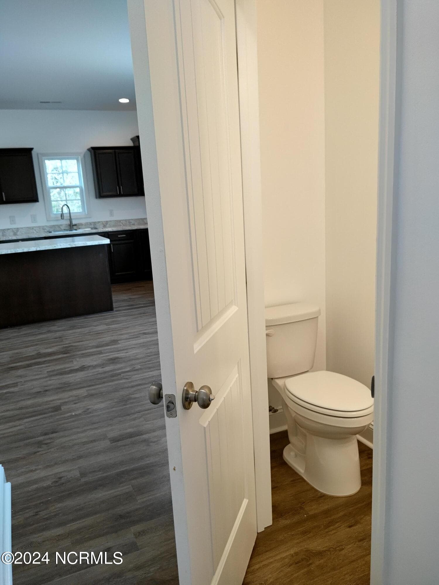 Single Family Residence at 512 Everett Glades, Sneads Ferry, NC 28460, photo 17 of 68