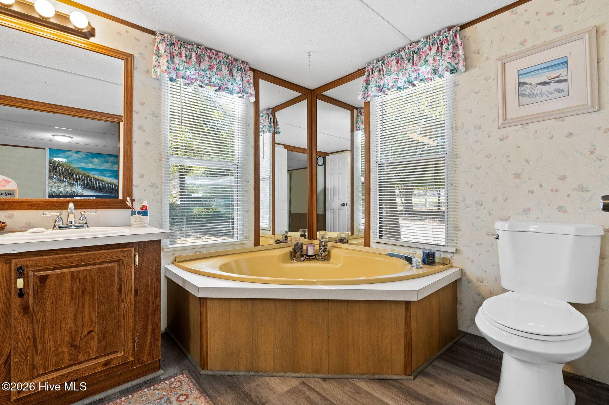 Manufactured Home at 2882 Six Pence Drive SW, Supply, NC 28462, Supply, photo 15 of 44