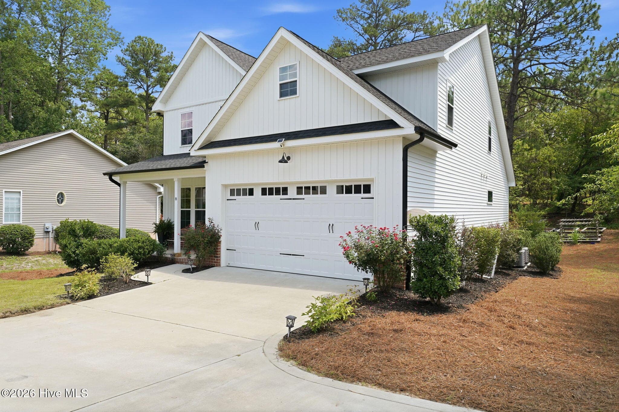 Single Family Residence at 8 Asheville Way, Pinehurst, NC 28374, photo 3 of 48