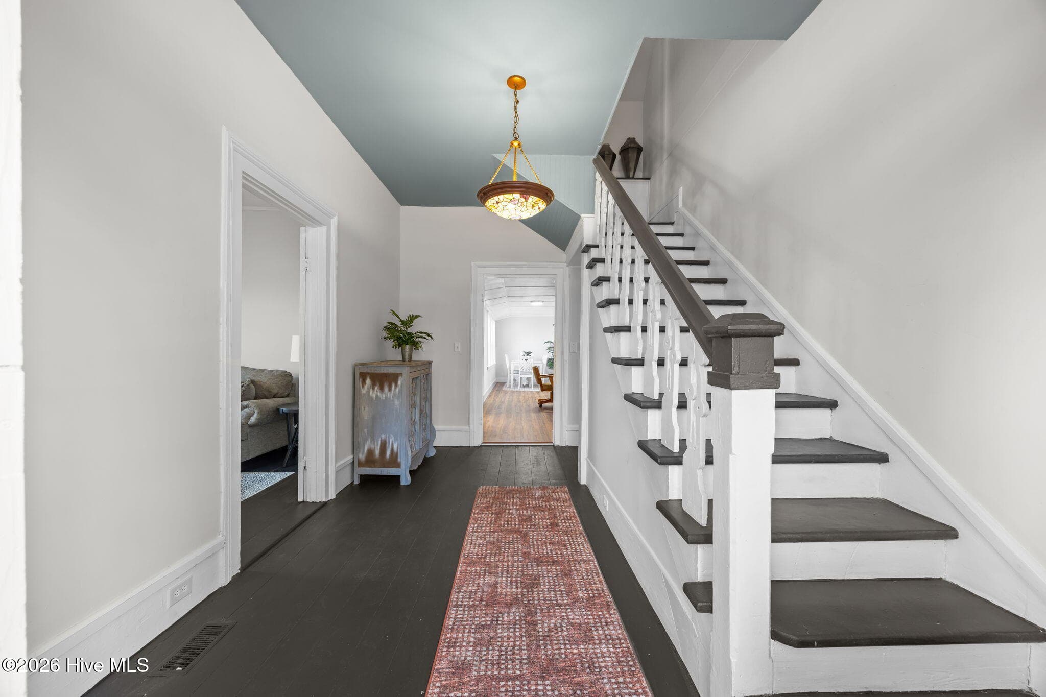 large, spacious foyer - 809 Church Street, Scotland Neck, NC 27874