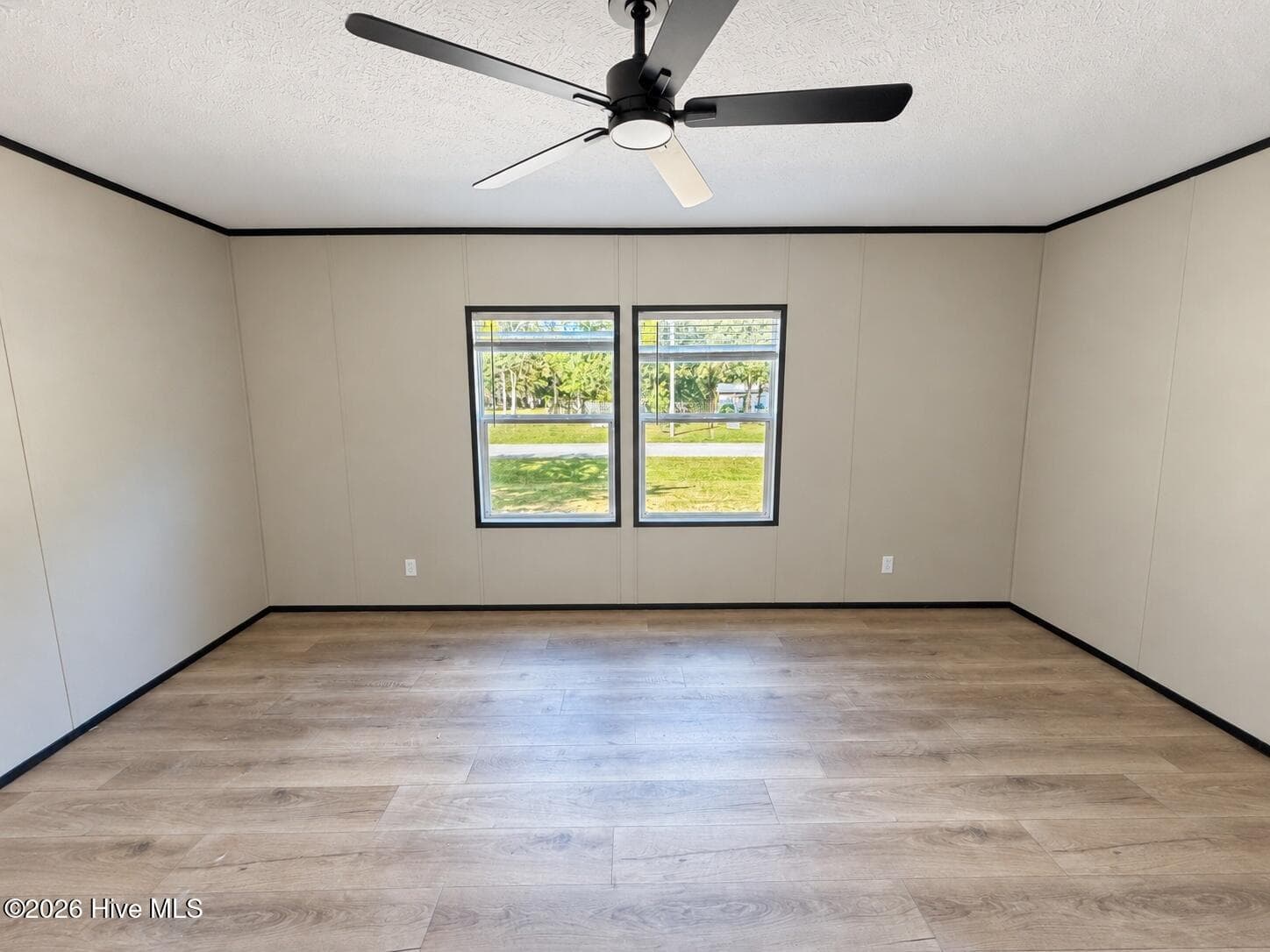 Manufactured Home at 809 Garner Drive, Newport, NC 28570, photo 35 of 69