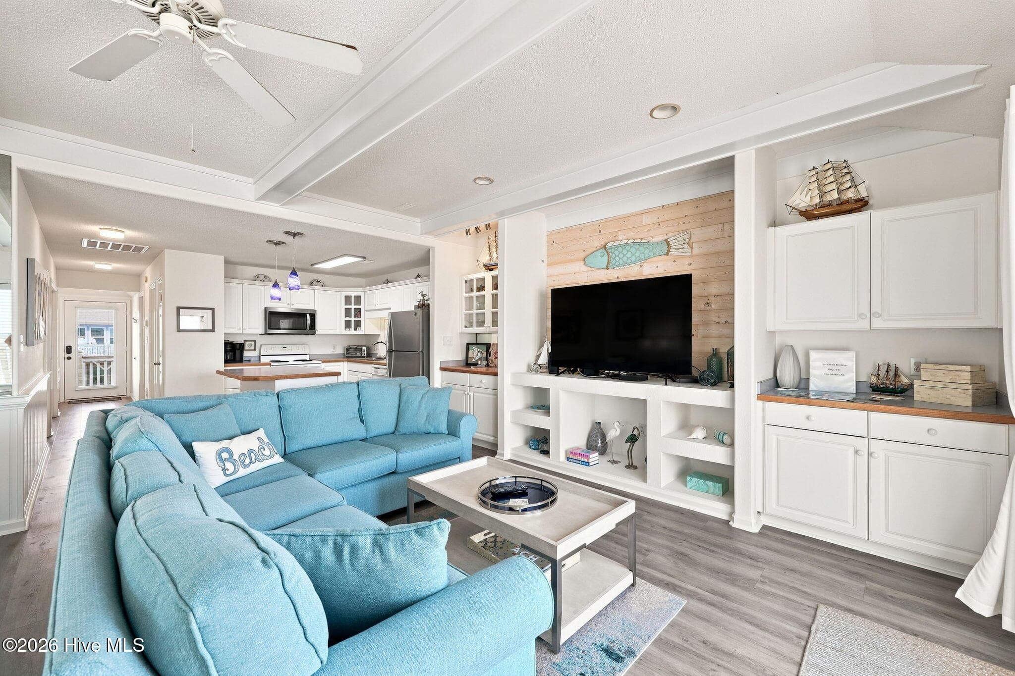 Condominium at 2913 Pointe West Drive B3, Emerald Isle, NC 28594, photo 6 of 39