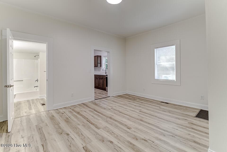 Single Family Residence at 709 S 10th Street, Wilmington, NC 28401, photo 7 of 17