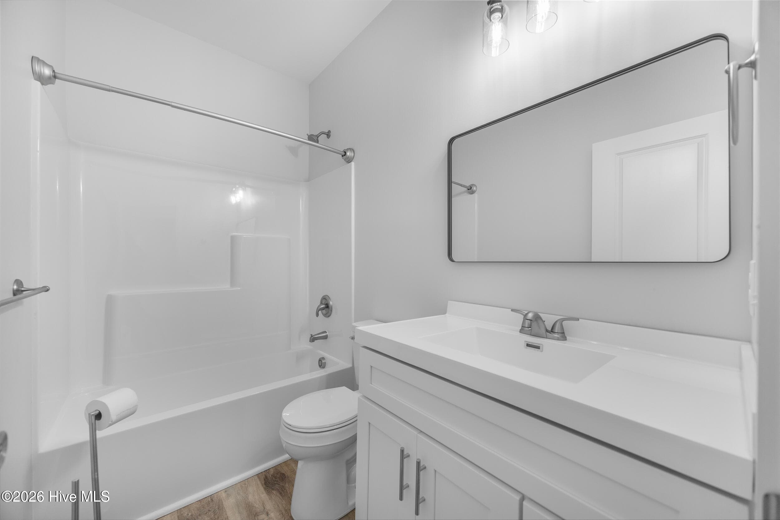 Single Family Residence at 121 Neck Road SE, Bolivia, NC 28422, photo 18 of 52