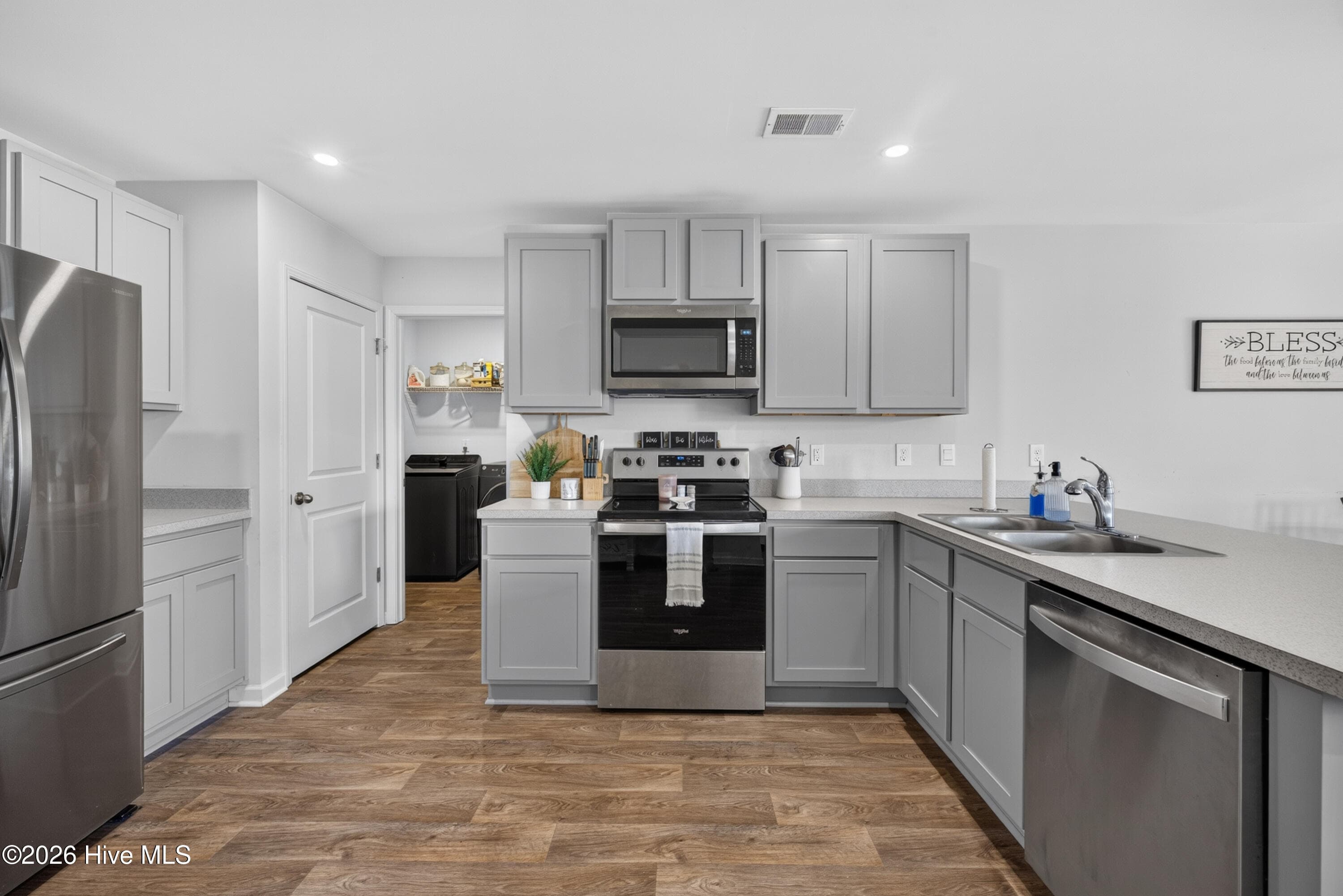 Single Family Residence at 8339 E Highcroft Drive NE, Leland, NC 28451, photo 13 of 64