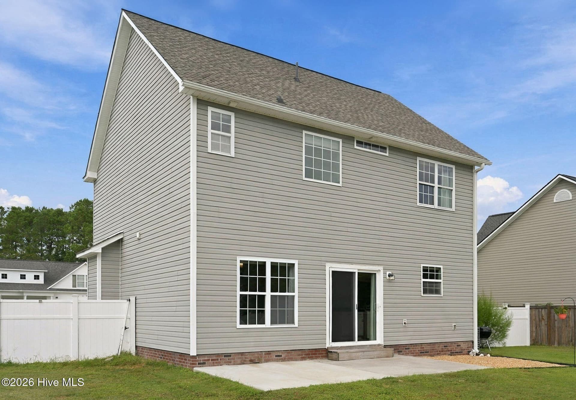 Single Family Residence at 113 Borough Nest Drive, Swansboro, NC 28584, photo 35 of 49