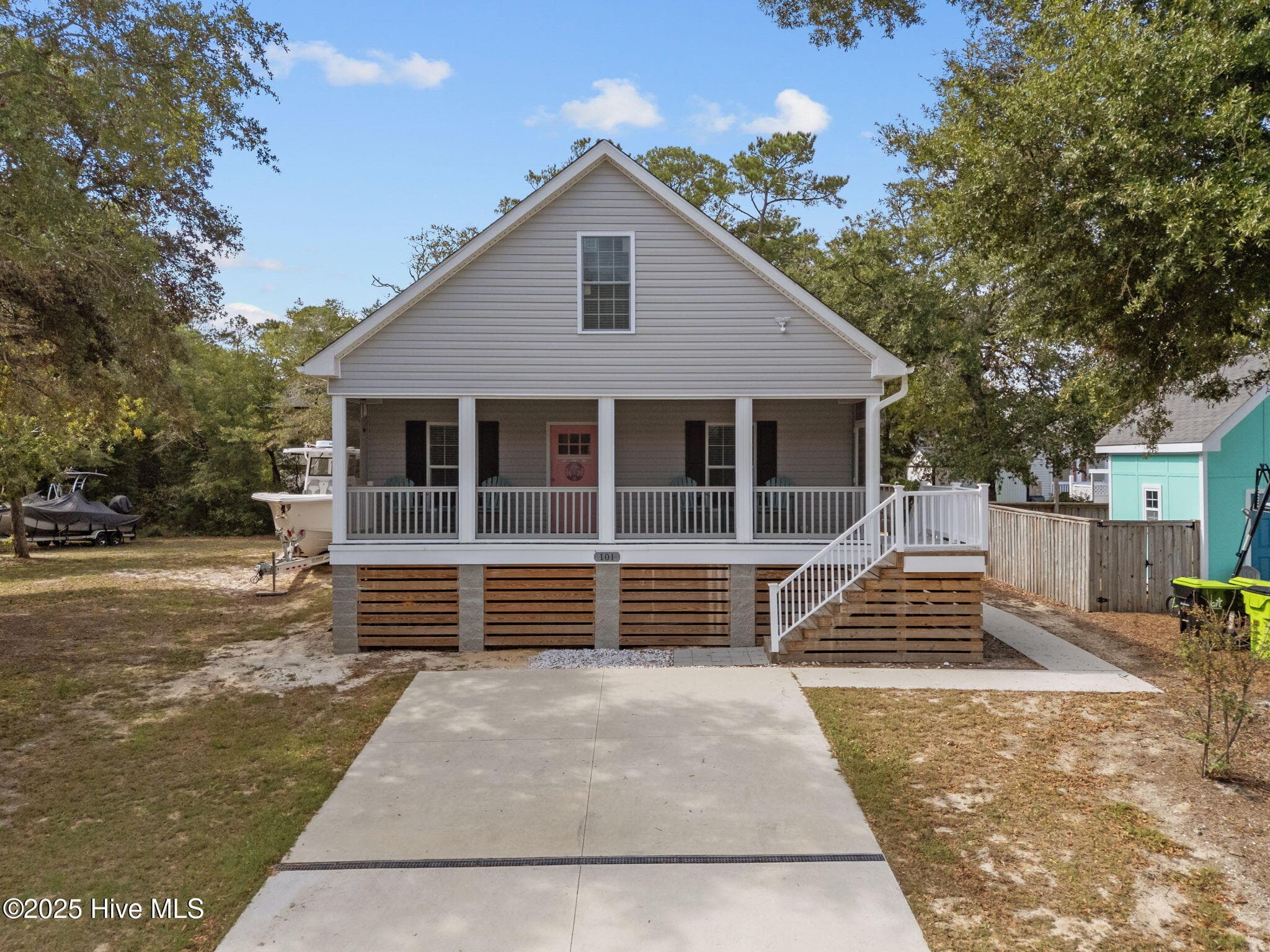Single Family Residence at 101 SW 28th Street, Oak Island, NC 28465, photo 6 of 56
