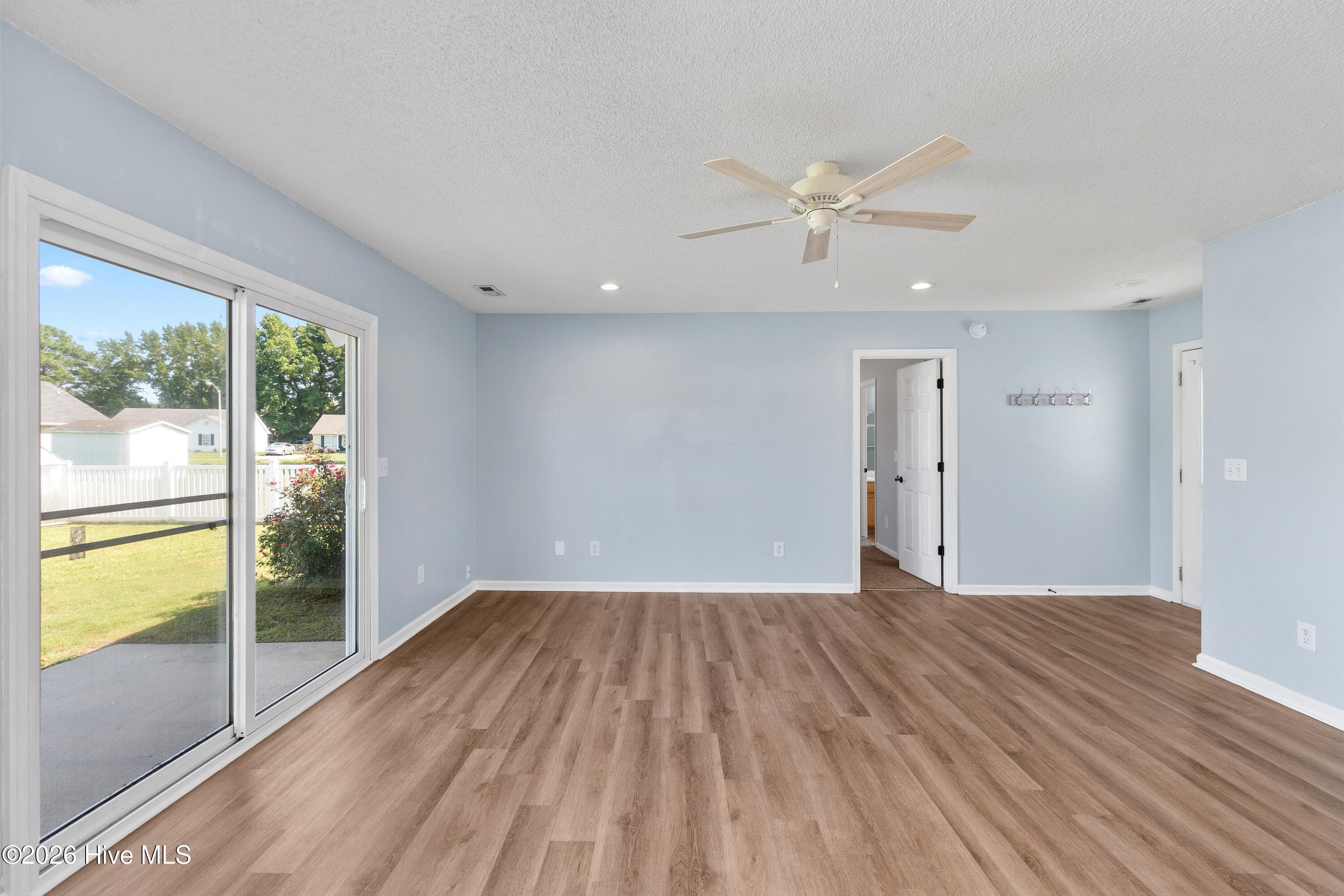 Single Family Residence at 105 Raintree Run, Elizabeth City, NC 27909, photo 16 of 48