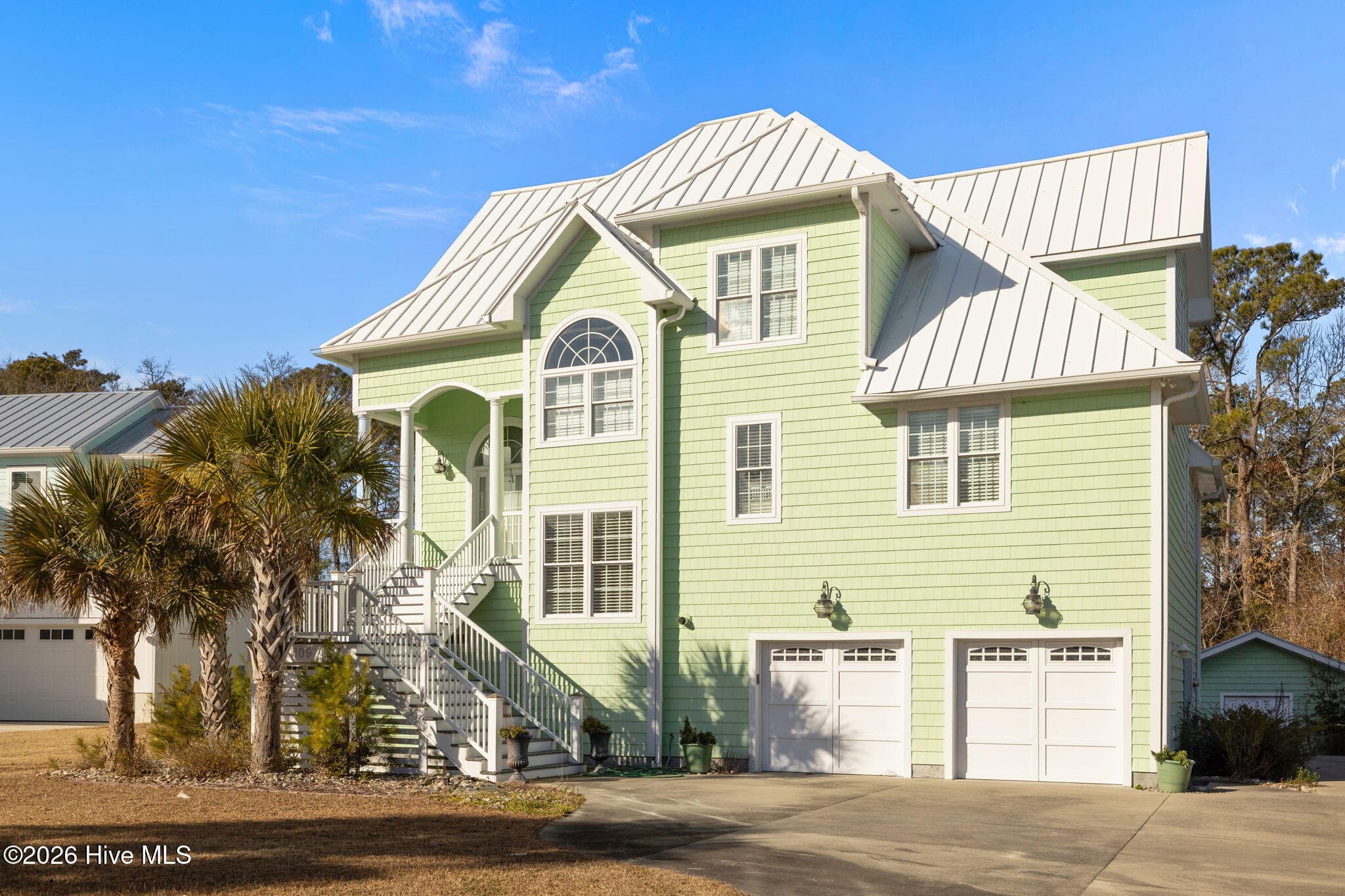Single Family Residence at 109 Key West Lane, Newport, NC 28570, photo 4 of 64