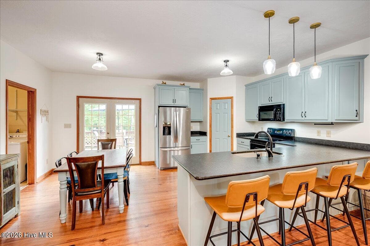 Single Family Residence at 13 Sunset Circle, North Augusta, SC 29860, photo 6 of 52