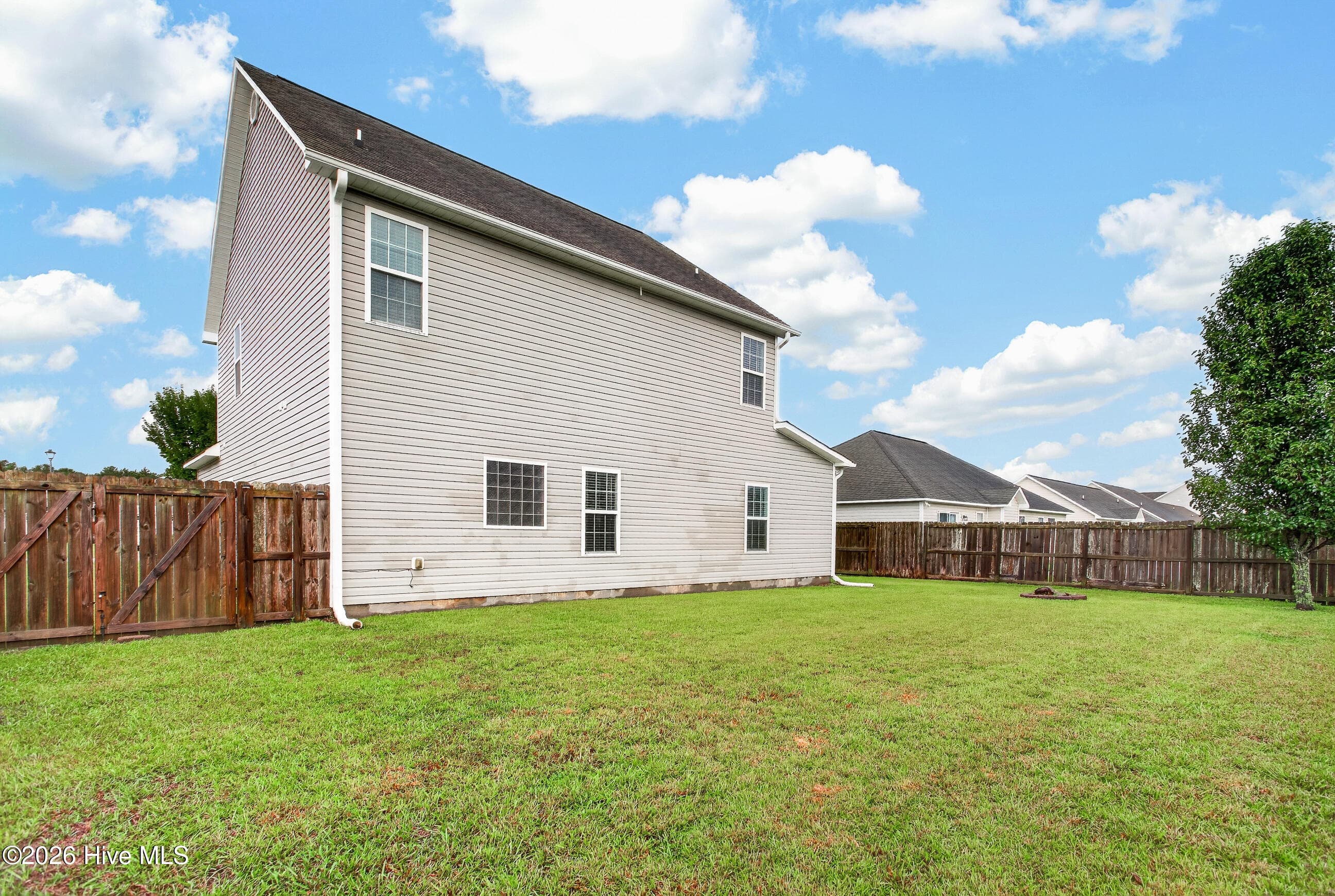 Single Family Residence at 710 Radiant Drive, Jacksonville, NC 28546, photo 37 of 38