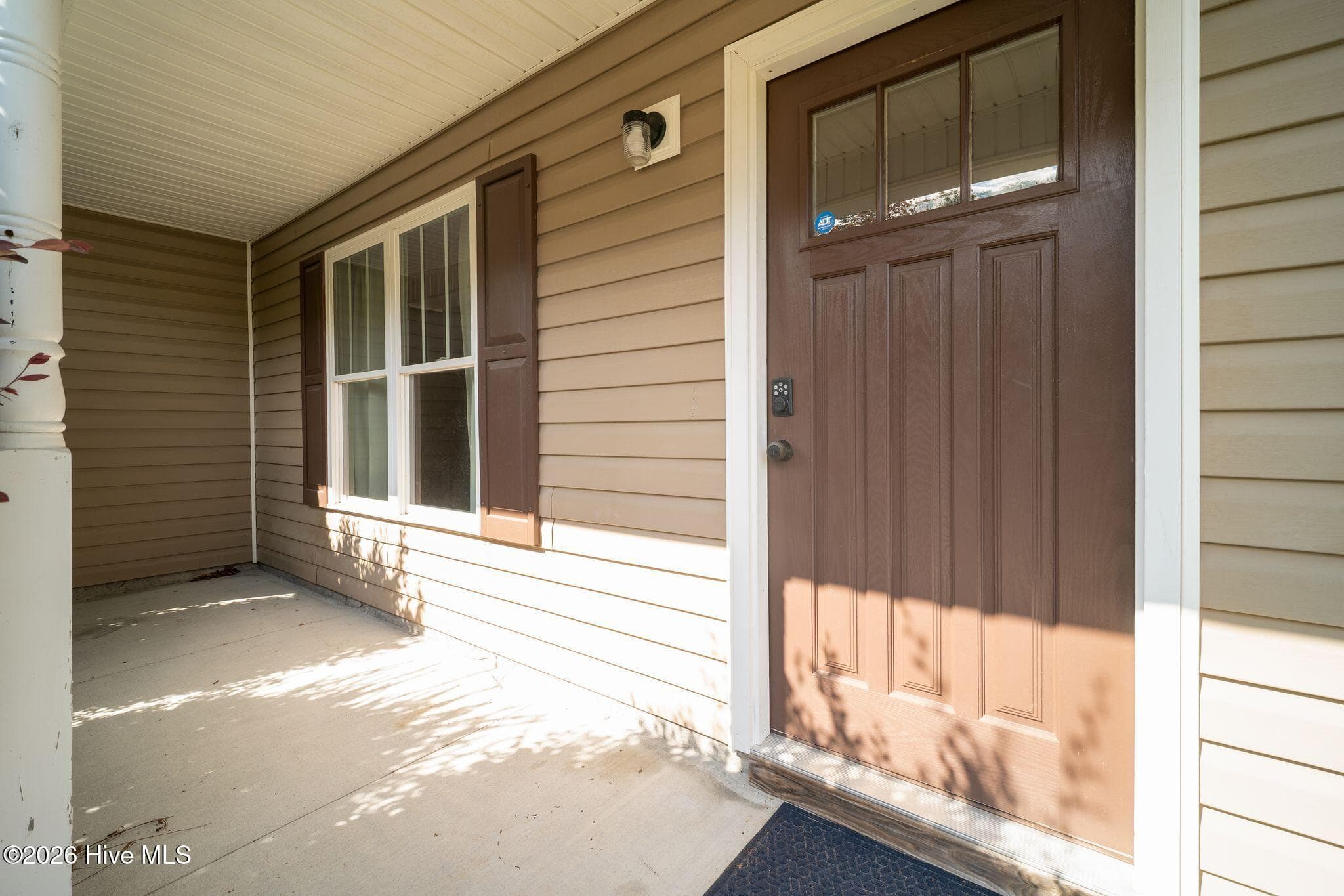 Single Family Residence at 105 Worvin Lane, Richlands, NC 28574, photo 7 of 41