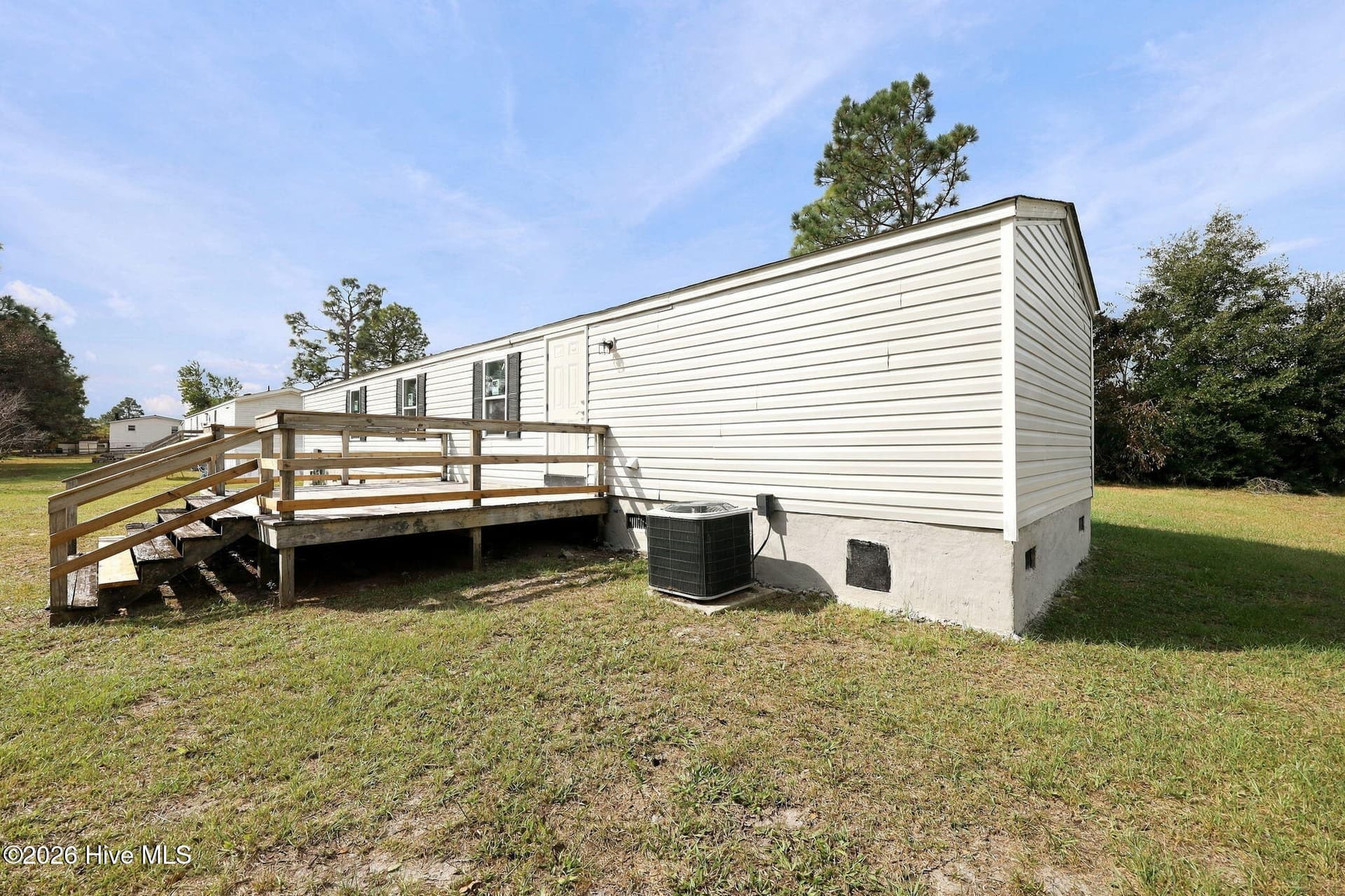 Manufactured Home at 322 N Winchester Lane, Hubert, NC 28539, photo 65 of 65
