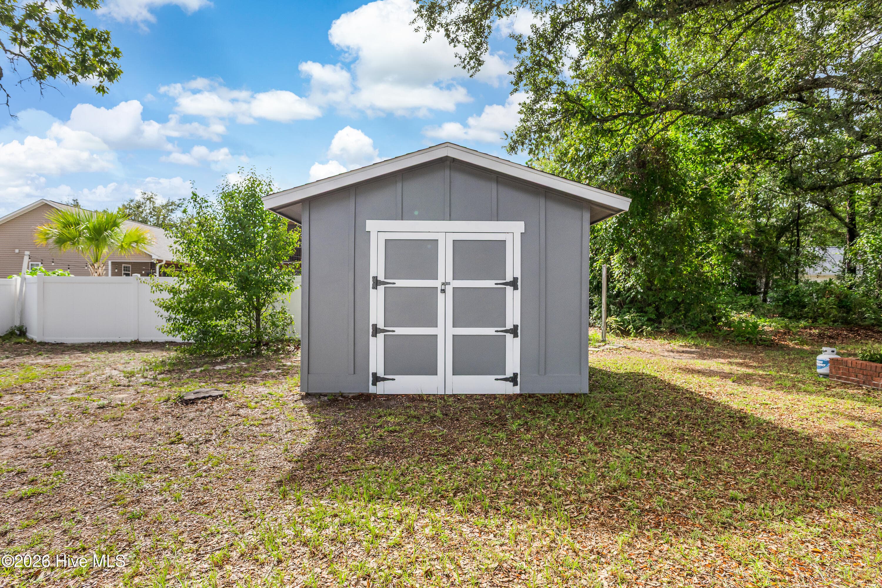 Single Family Residence at 139 NE 18th Street, Oak Island, NC 28465, photo 27 of 28