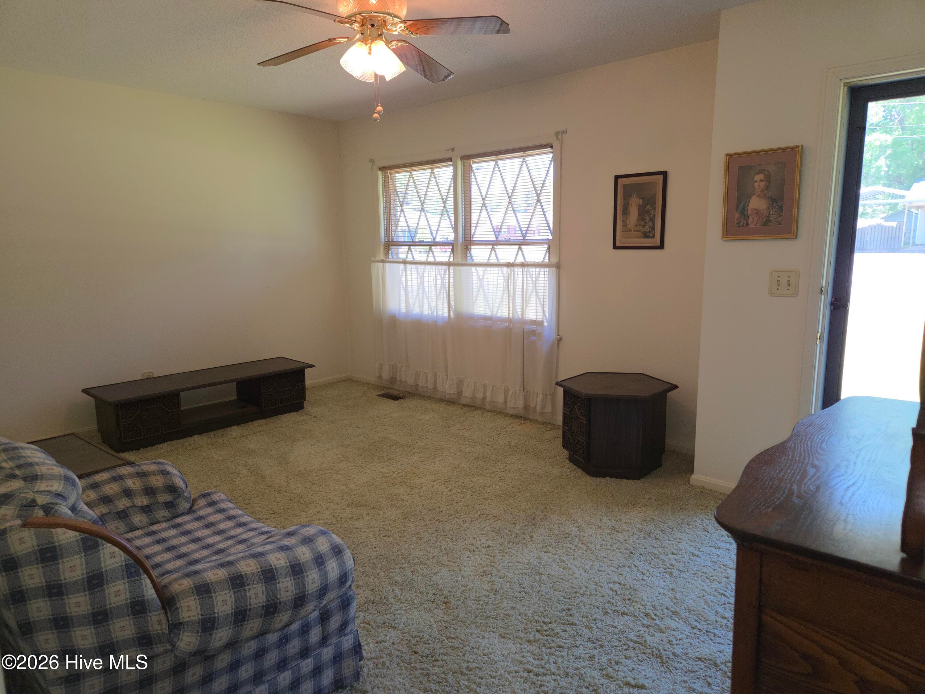 Single Family Residence at 725 Clayton Street, Rocky Mount, NC 27803, photo 5 of 13