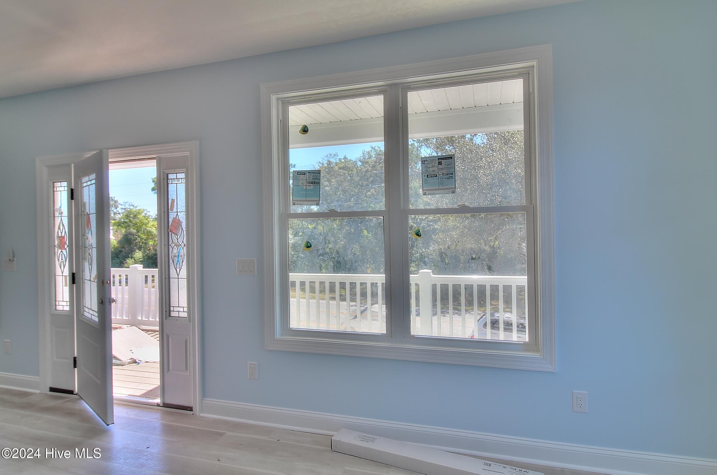 Single Family Residence at 6926 Beach Drive SW, Ocean Isle Beach, NC 28469, photo 3 of 12