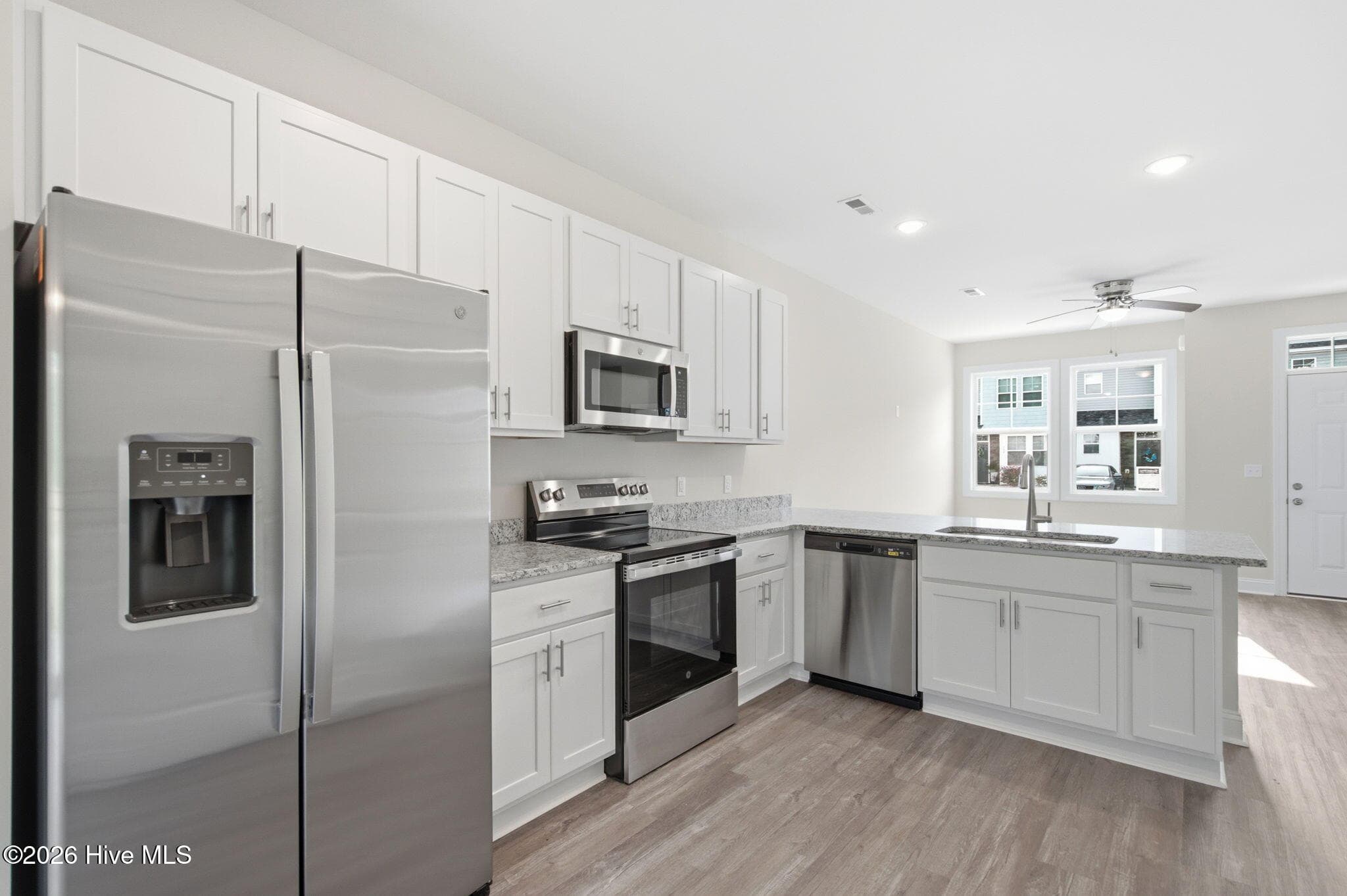 Townhouse at 221 Sandy Cove Lane, Sneads Ferry, NC 28460, photo 12 of 28