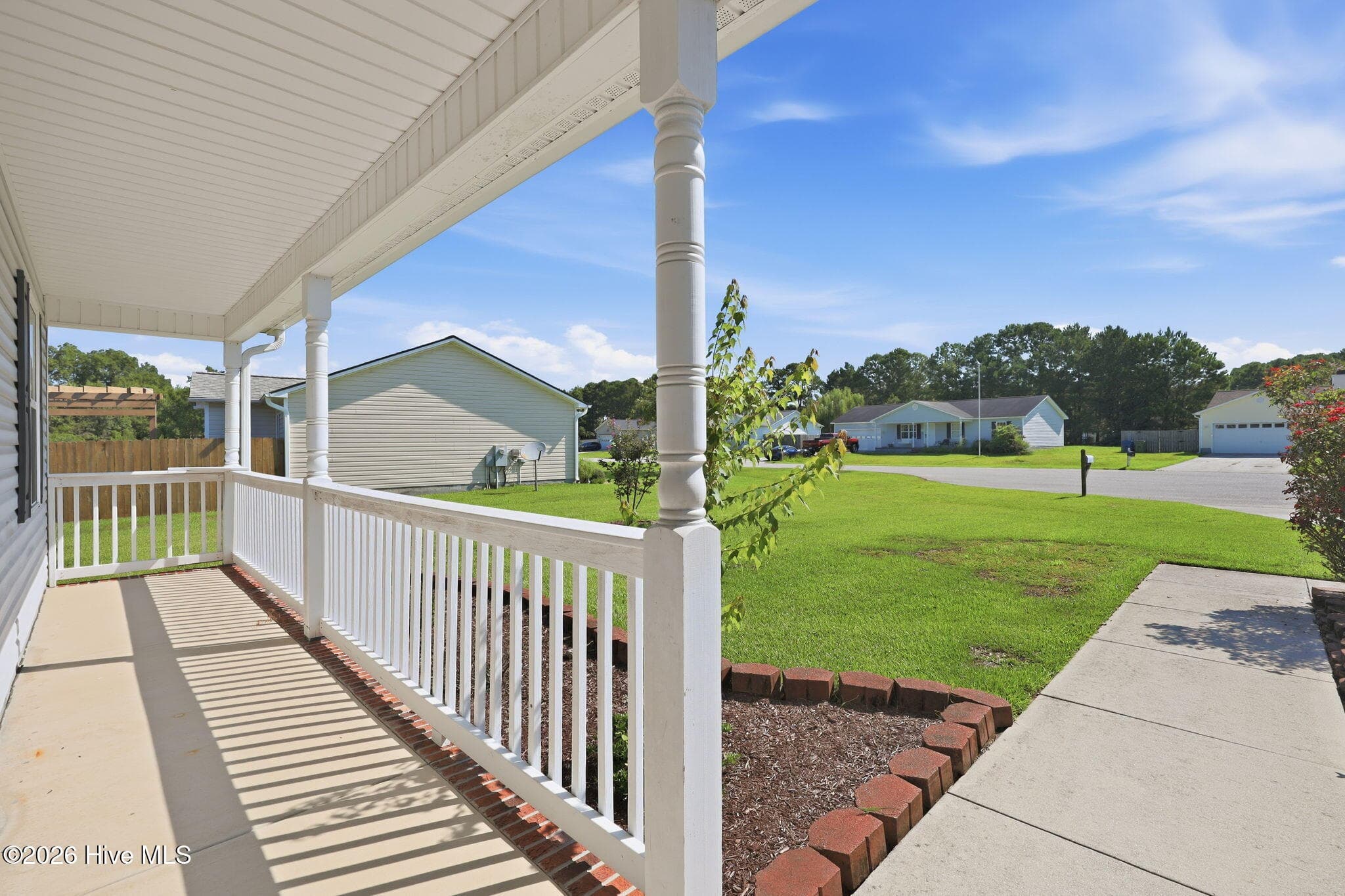 Single Family Residence at 404 S Grazing Court, Sneads Ferry, NC 28460, photo 3 of 31