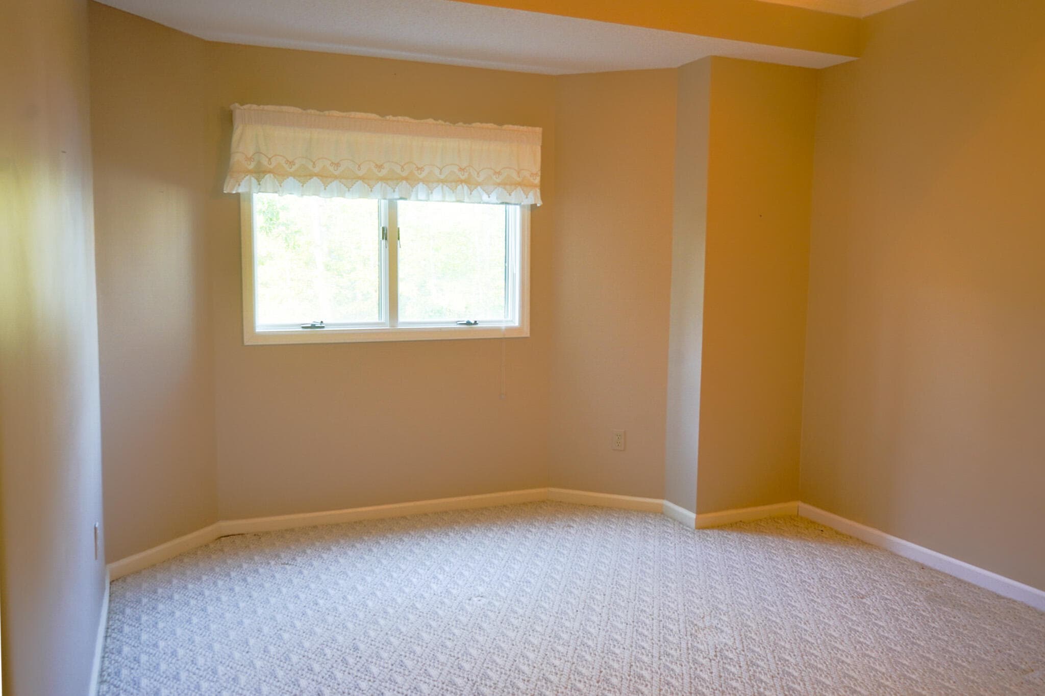 Single Family Residence at 409 Serenity Cove, McCormick, SC 29835, photo 57 of 67