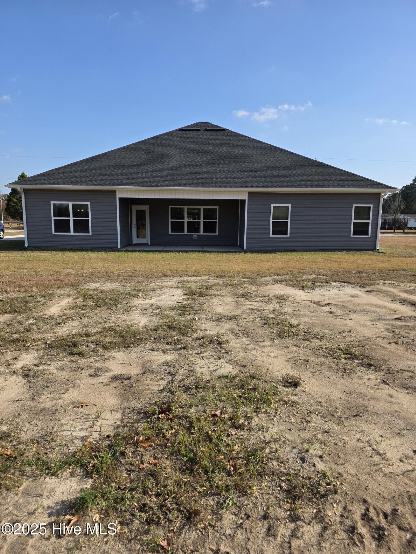 Single Family Residence at 194 Poker House Road, Grimesland, NC 27837, photo 2 of 21