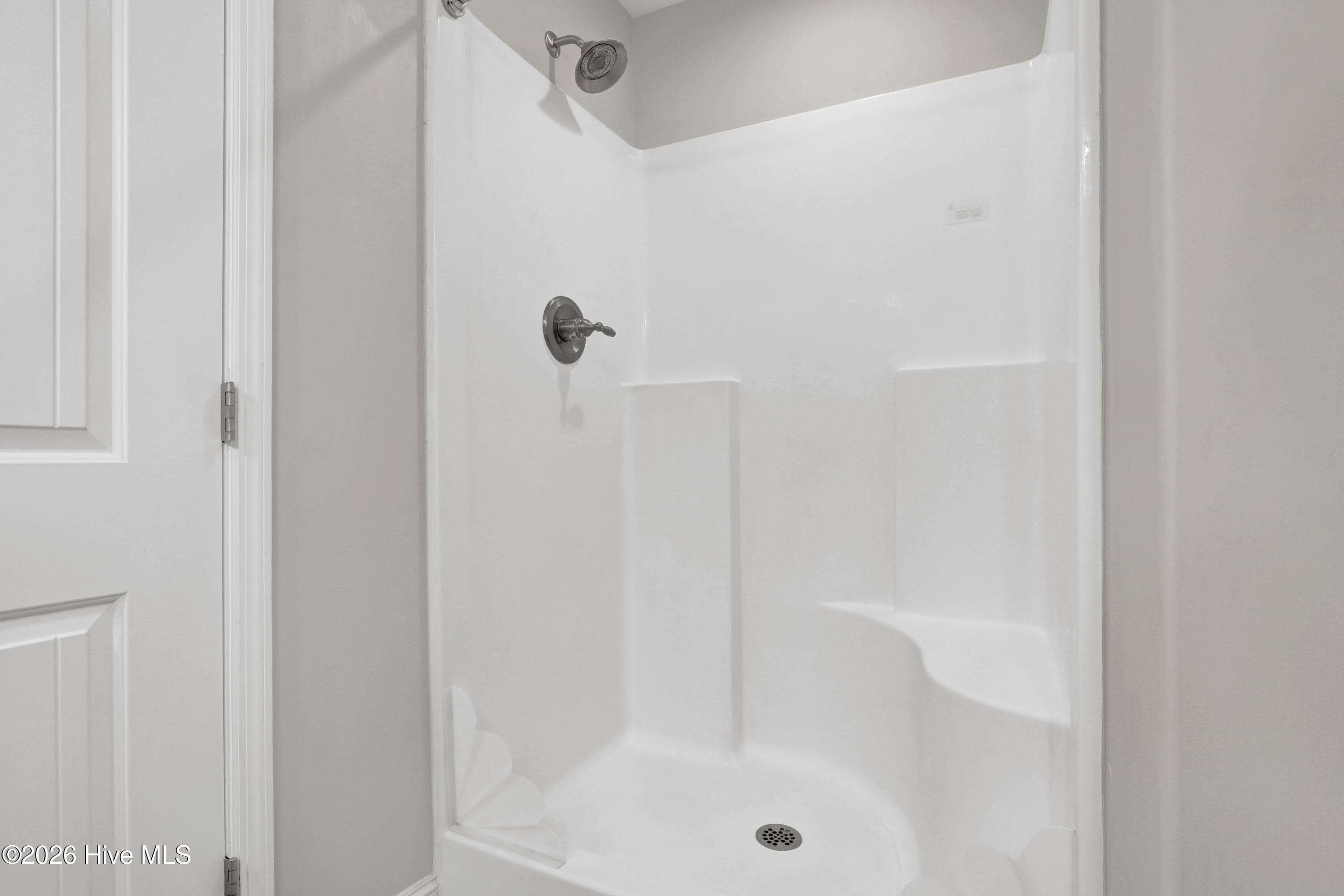 Master Bath - 512 Everett Glades, Sneads Ferry, NC 28460