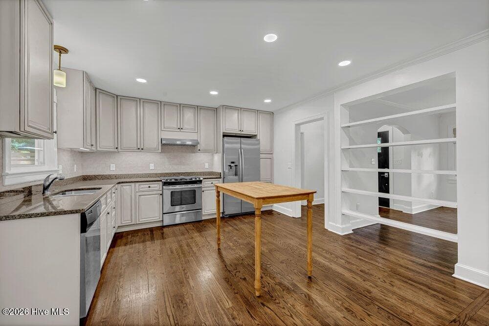 Single Family Residence at 4012 Park Avenue, Wilmington, NC 28403, photo 10 of 27