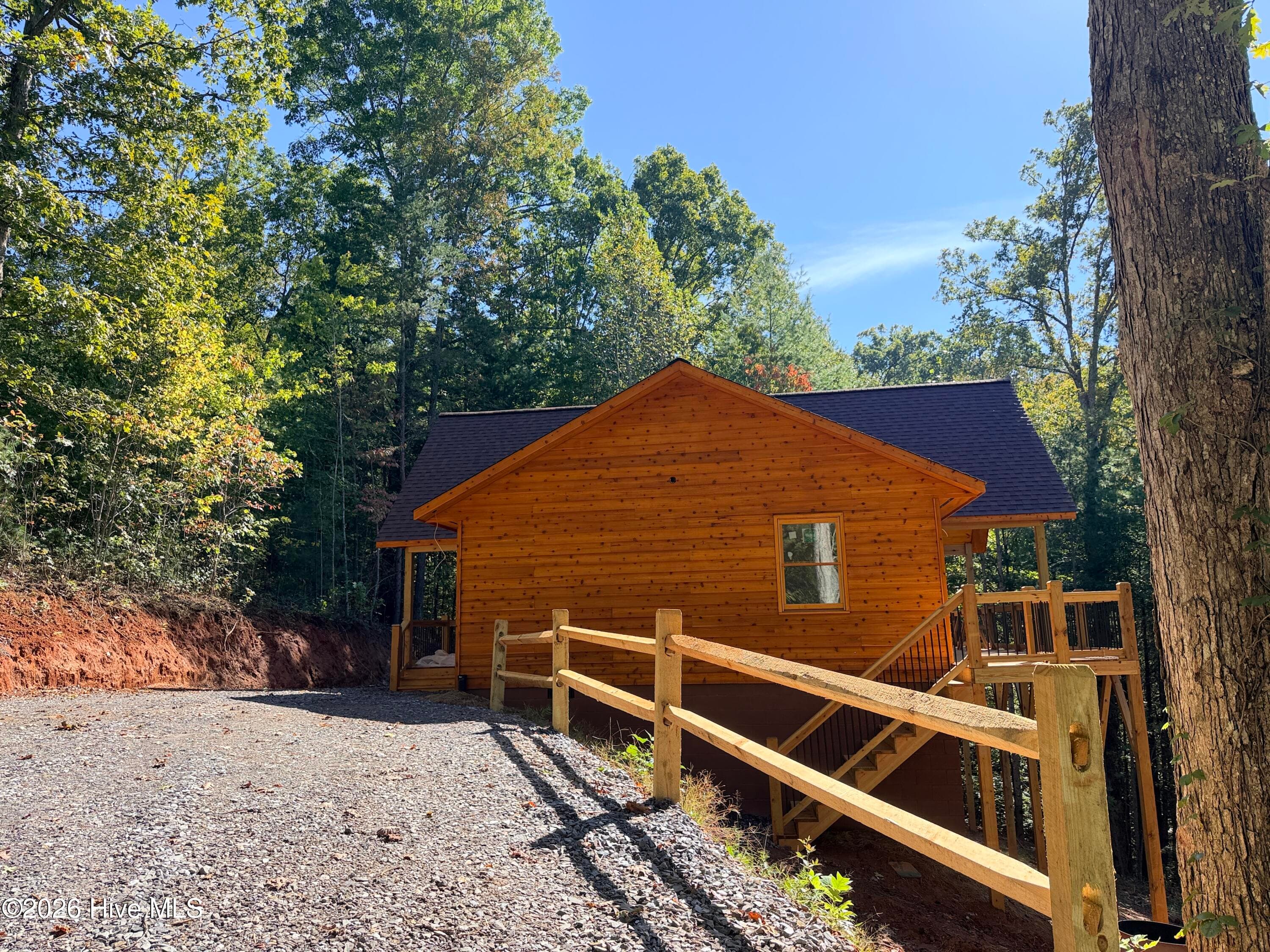 Single Family Residence at 797 Confederate Circle, Murphy, NC 28906, photo 2 of 14