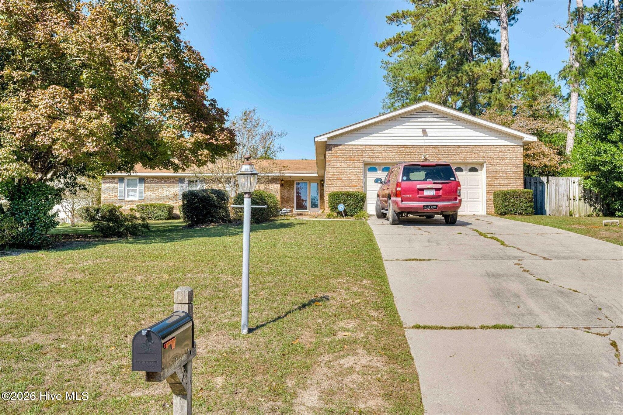 Single Family Residence at 1816 Mountside Drive, North Augusta, SC 29841, photo 2 of 44