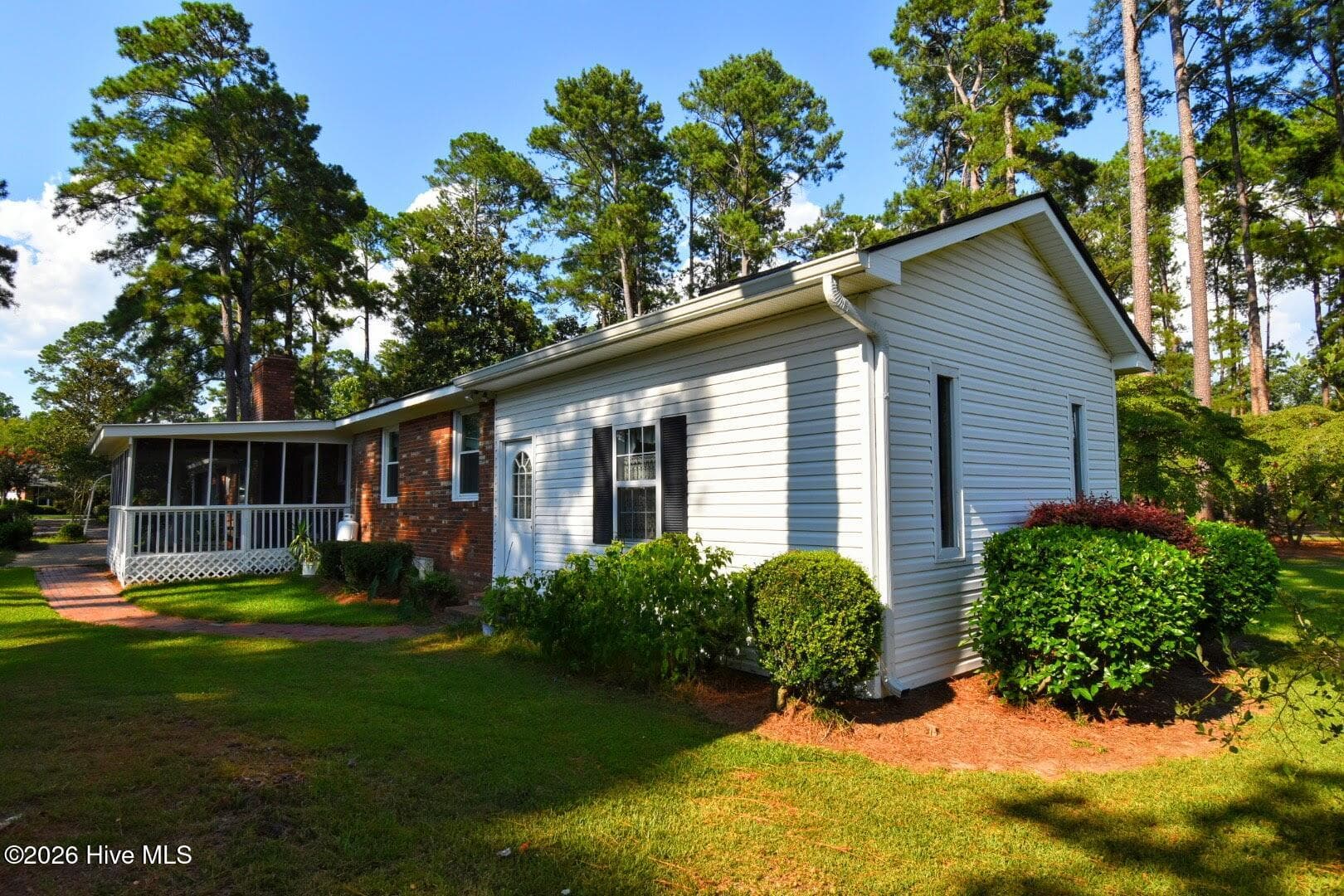 Spacious 21' x 17' private-entry bonus room/flex space - 13 Farrington Way, North Augusta, SC 29860