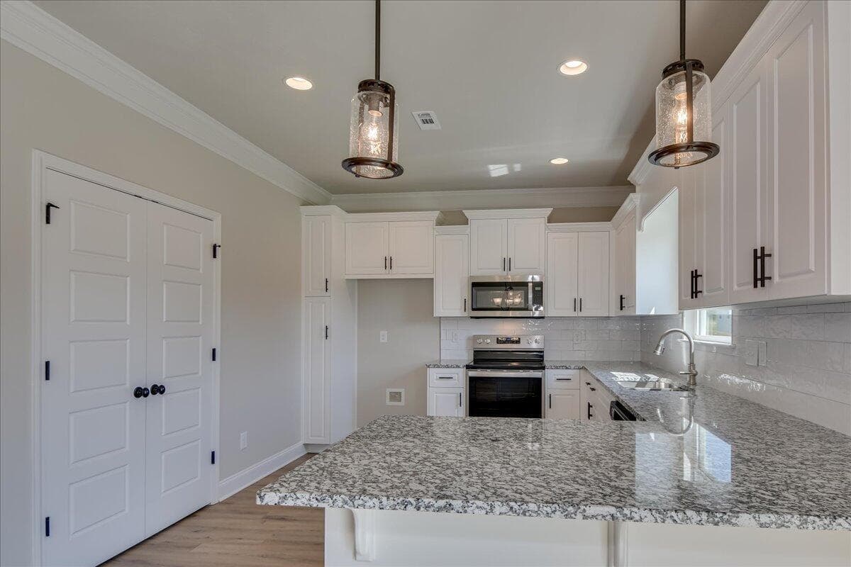 Single Family Residence at 1052 Burlington Drive, Augusta, GA 30909, photo 12 of 22