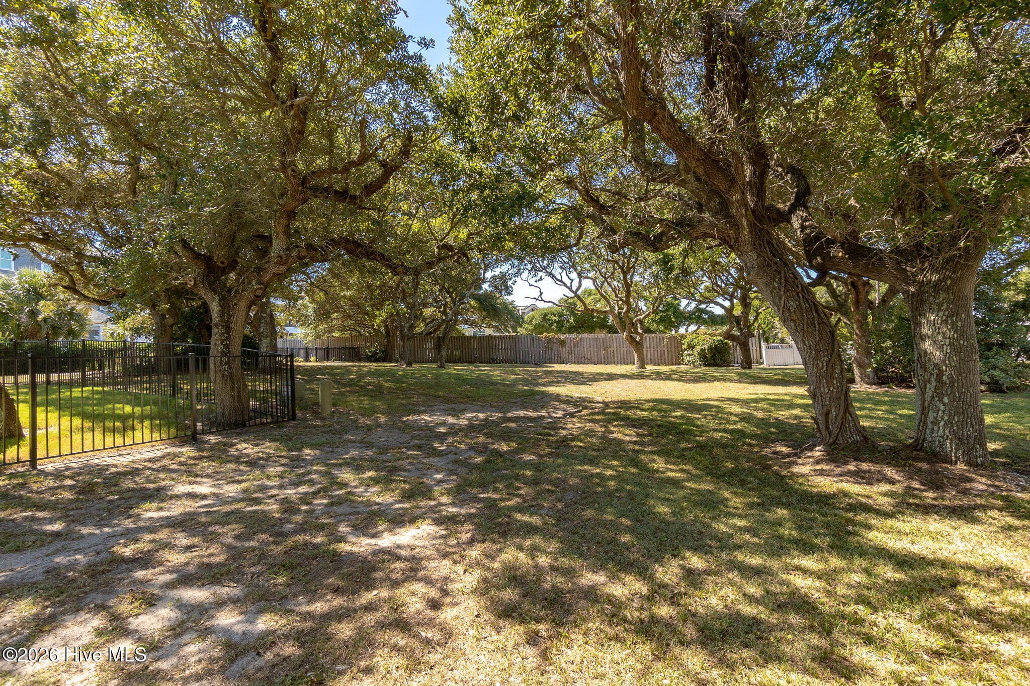106 Ocean Bluff Drive, Indian Beach, NC 28512