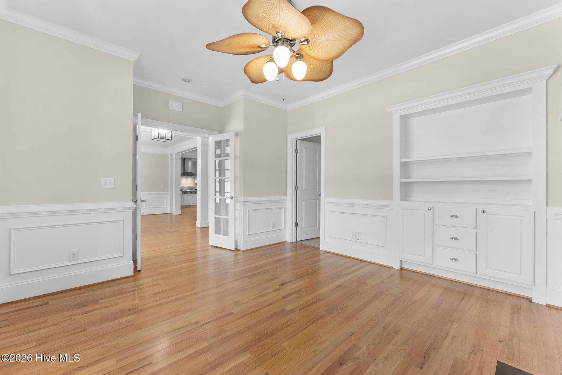 Single Family Residence at 395 E Shoreline Drive, North Augusta, SC 29841, photo 9 of 52