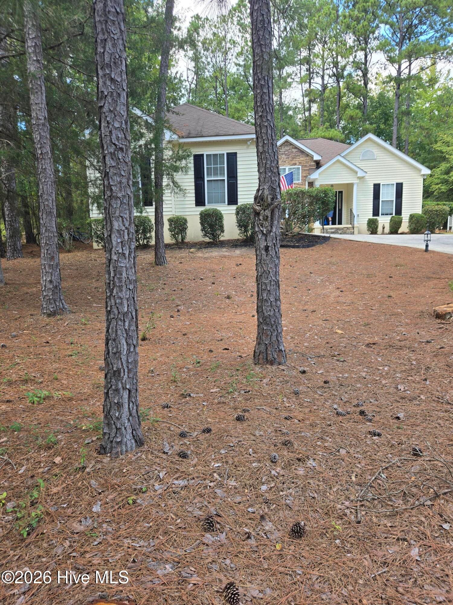 Single Family Residence at 112 Cypress Drive, McCormick, SC 29835, photo 2 of 20