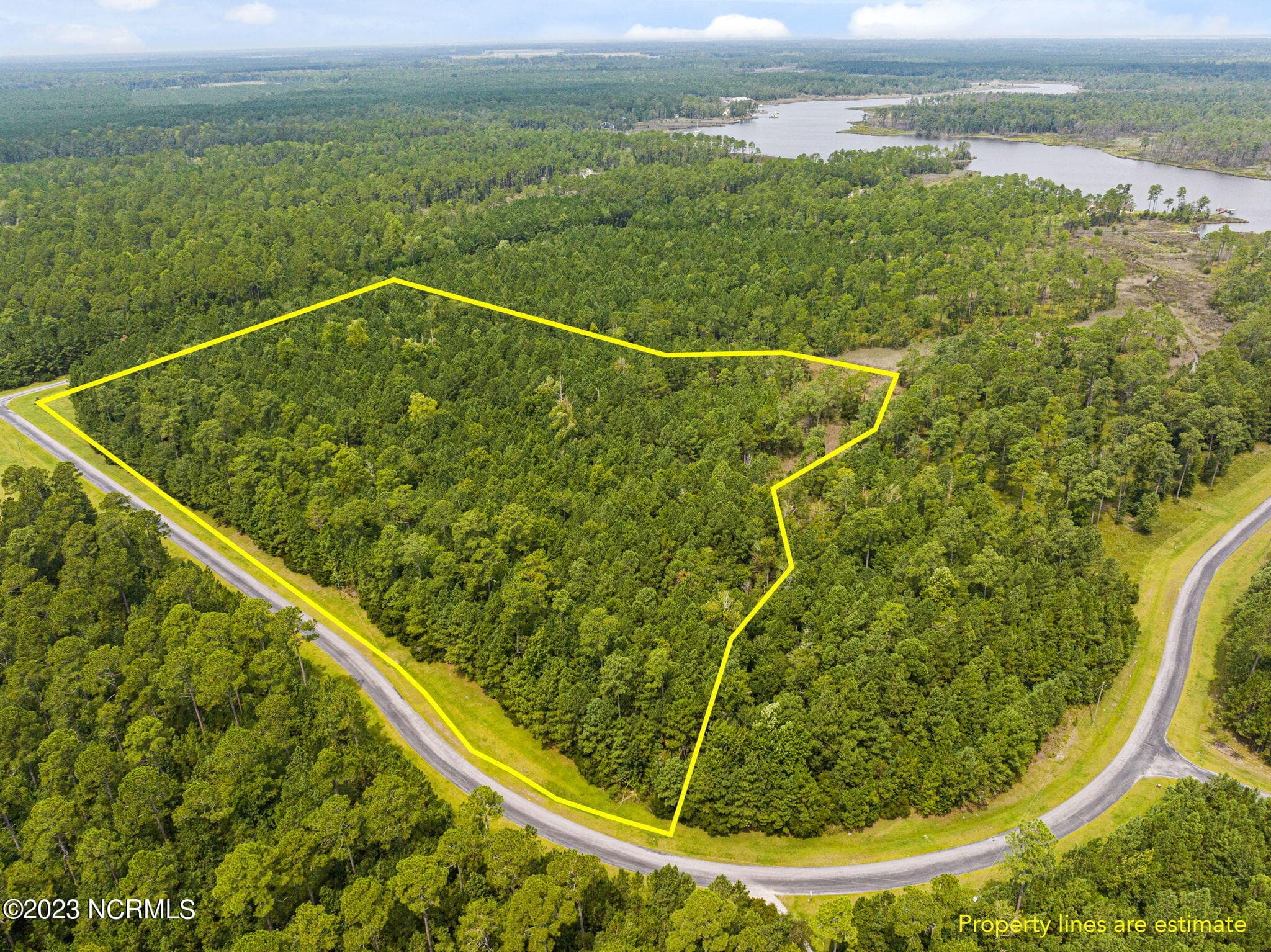Property lines on photos are an approximation. - 15 15 Paradox Point Drive, Aurora, NC 27806