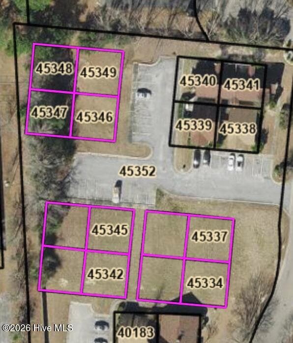 203 73-76,81-88 Rollins Drive, Greenville, NC 27834