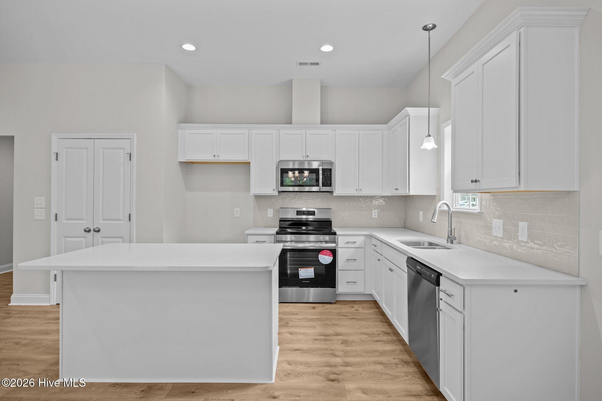 Photo of similar home - 2309 Rhinestone Drive, Winterville, NC 28590