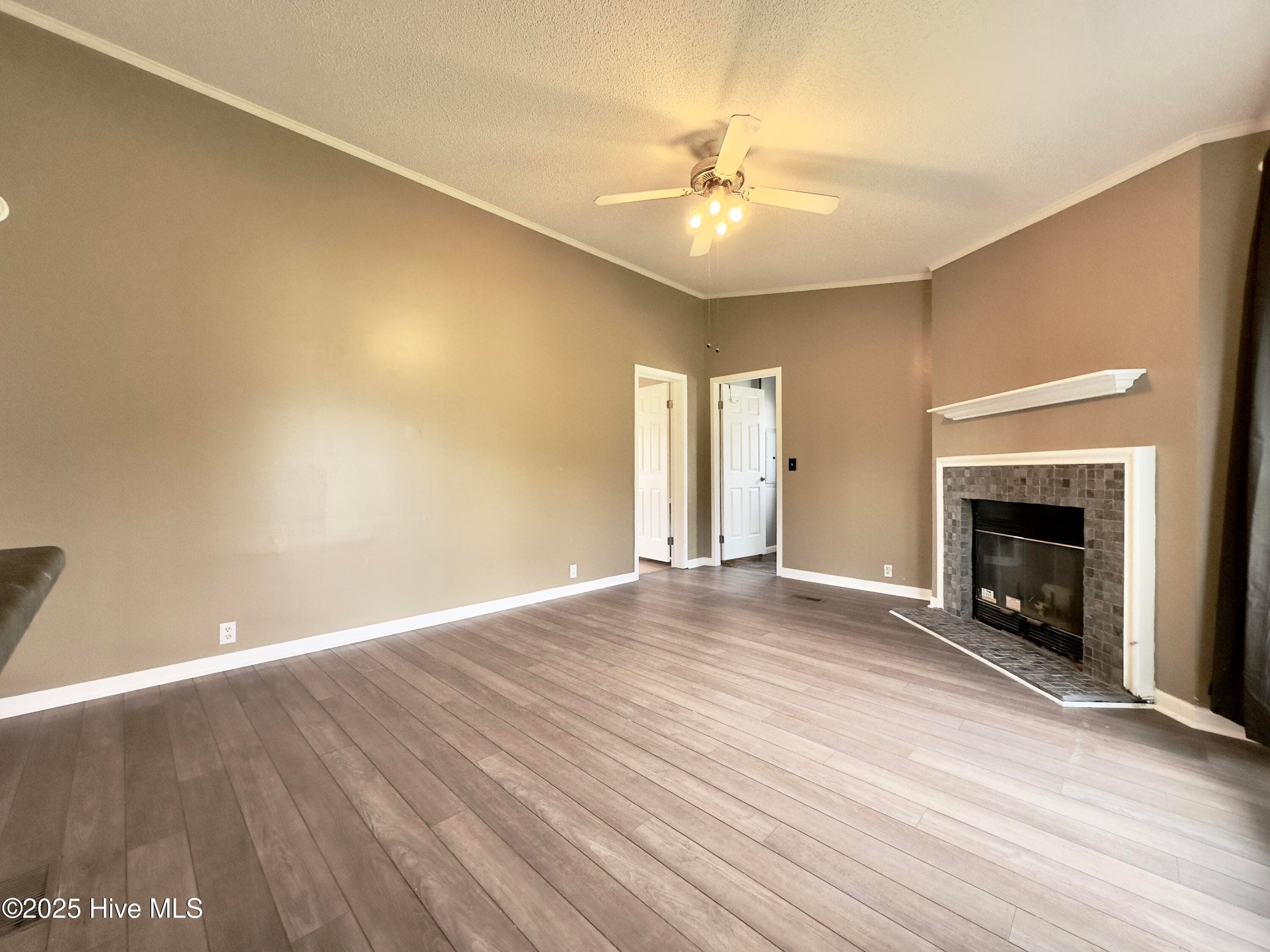 Manufactured Home at 265 Colonial Landing Road SE, Bolivia, NC 28422, photo 6 of 43