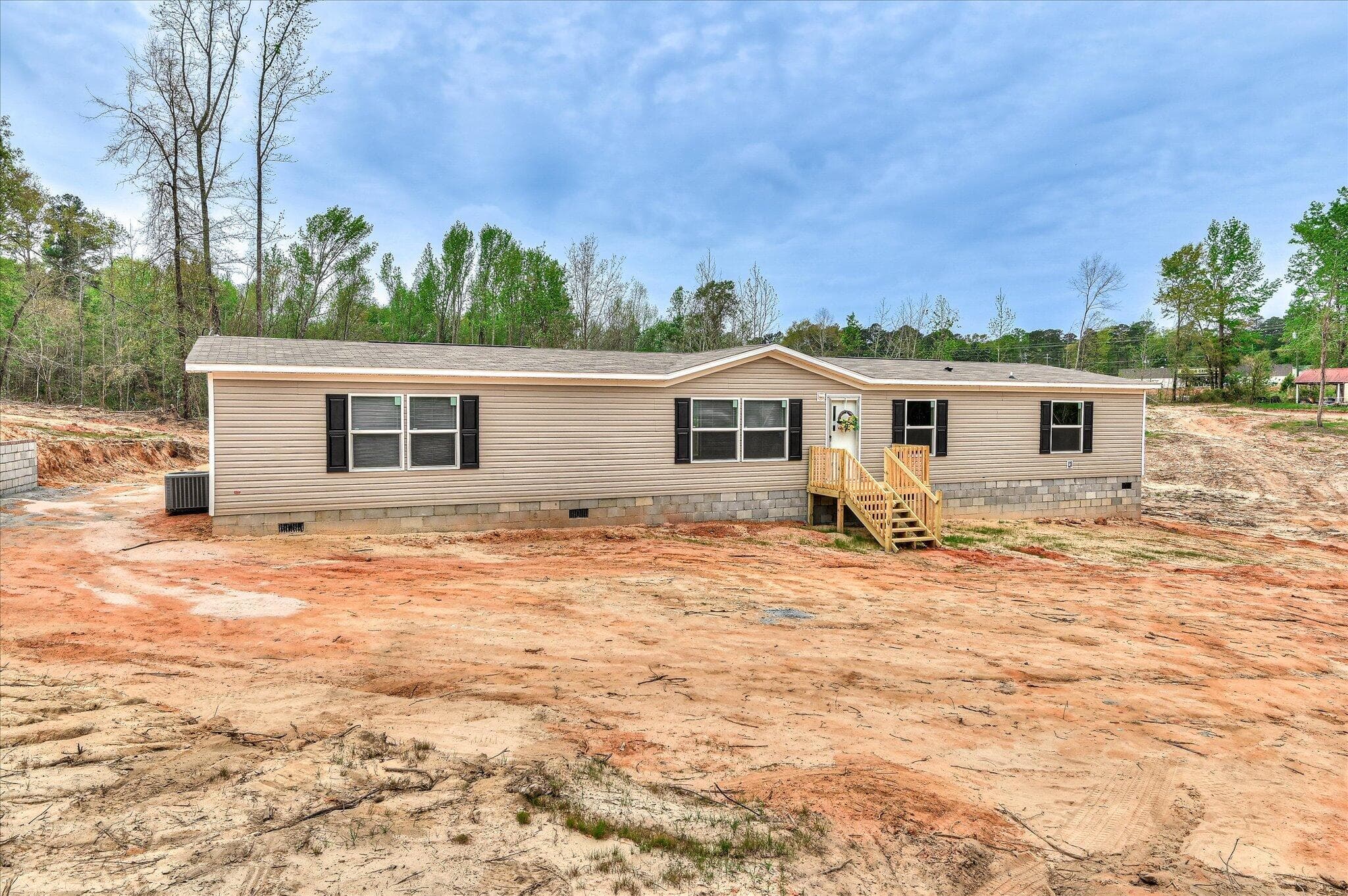 Manufactured Home at 4052 Us-25, Hephzibah, GA 30815, photo 2 of 34