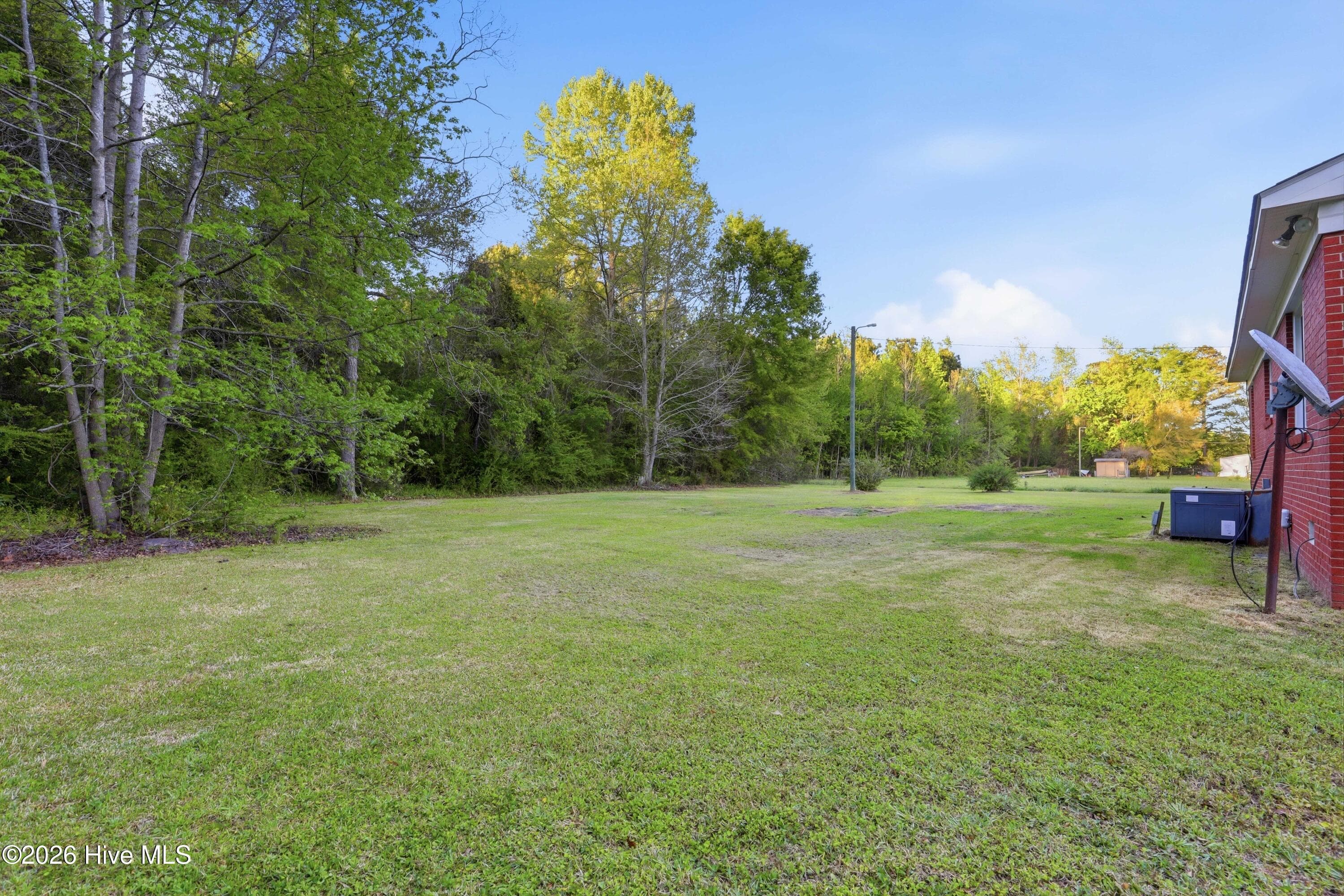 Single Family Residence at 6566 Hwy 41 W, Trenton, NC 28585, photo 5 of 29