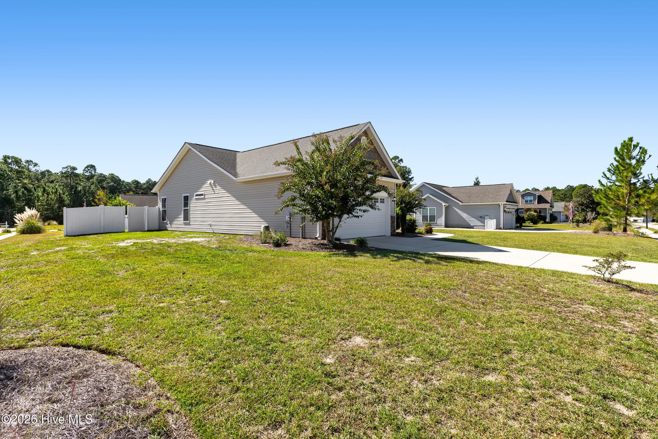 Single Family Residence at 7 Edinburgh Drive, Shallotte, NC 28470, photo 3 of 30