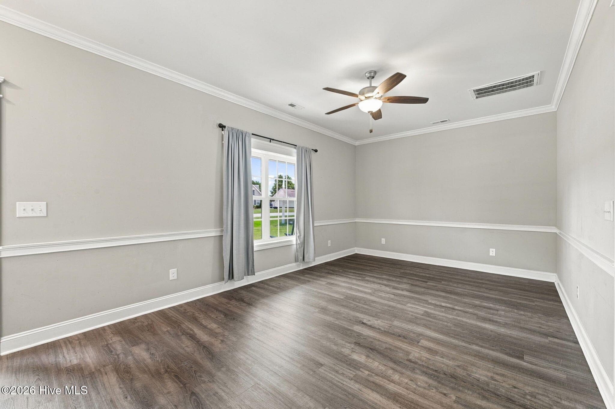 Single Family Residence at 100 Fernie Lane, New Bern, NC 28560, photo 29 of 51