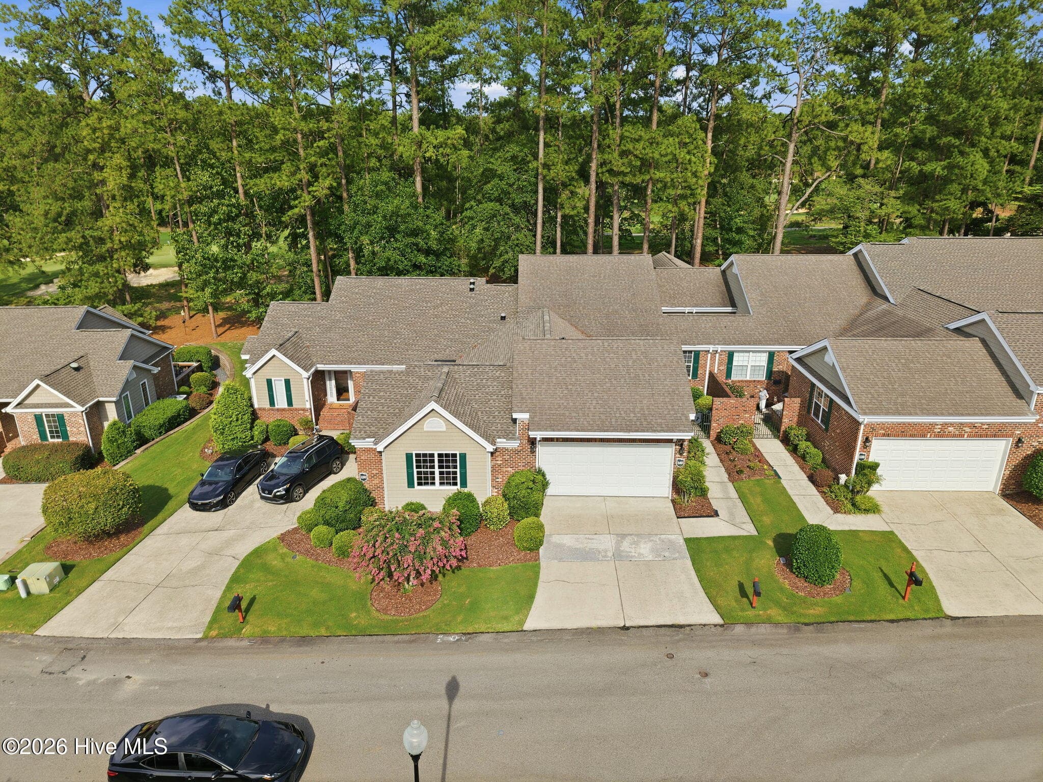 Townhouse at 140 Lighthorse Circle, Aberdeen, NC 28315, photo 3 of 50