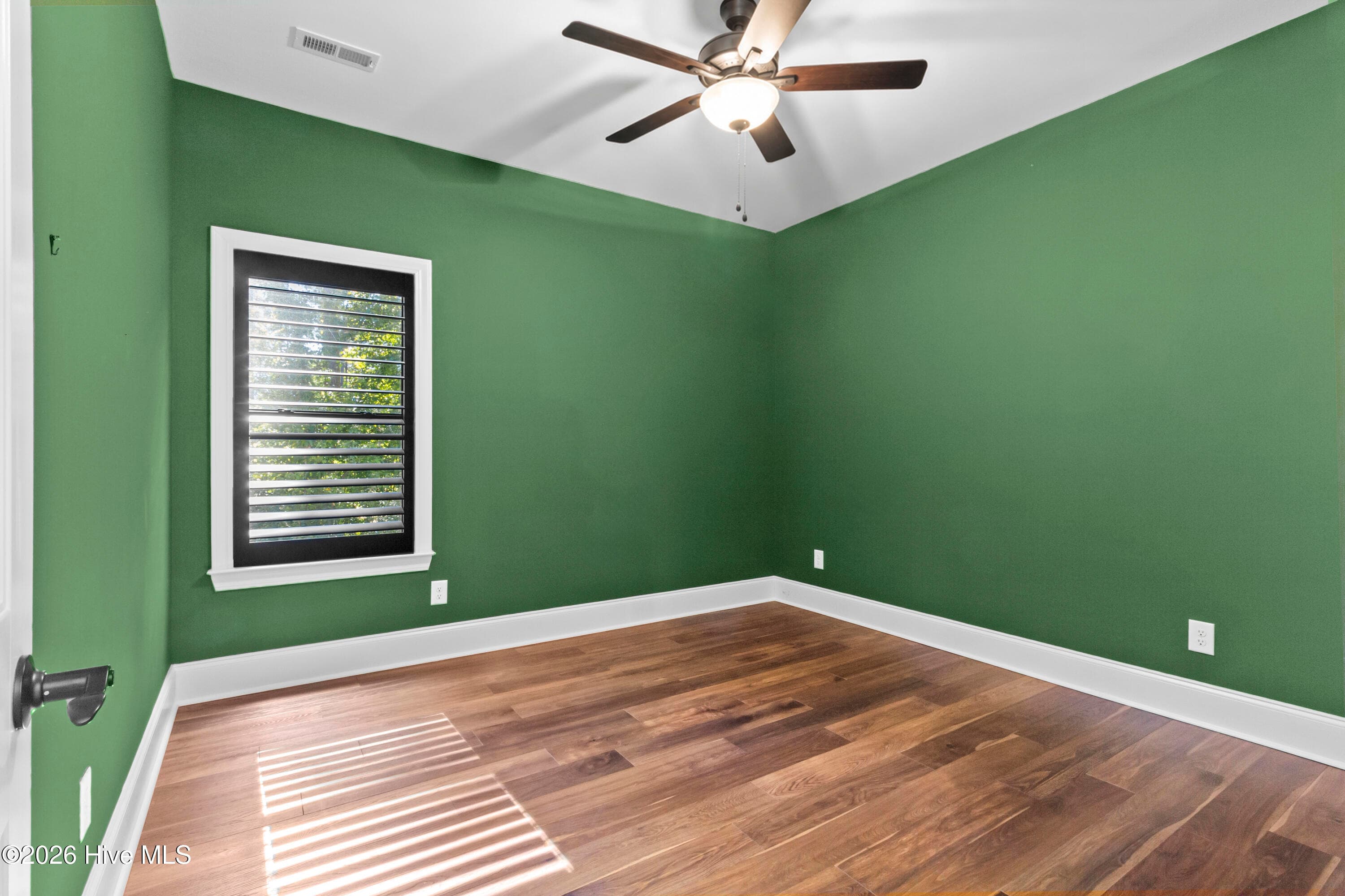 Single Family Residence at 1003 Alabaster Drive, New Bern, NC 28562, photo 54 of 99