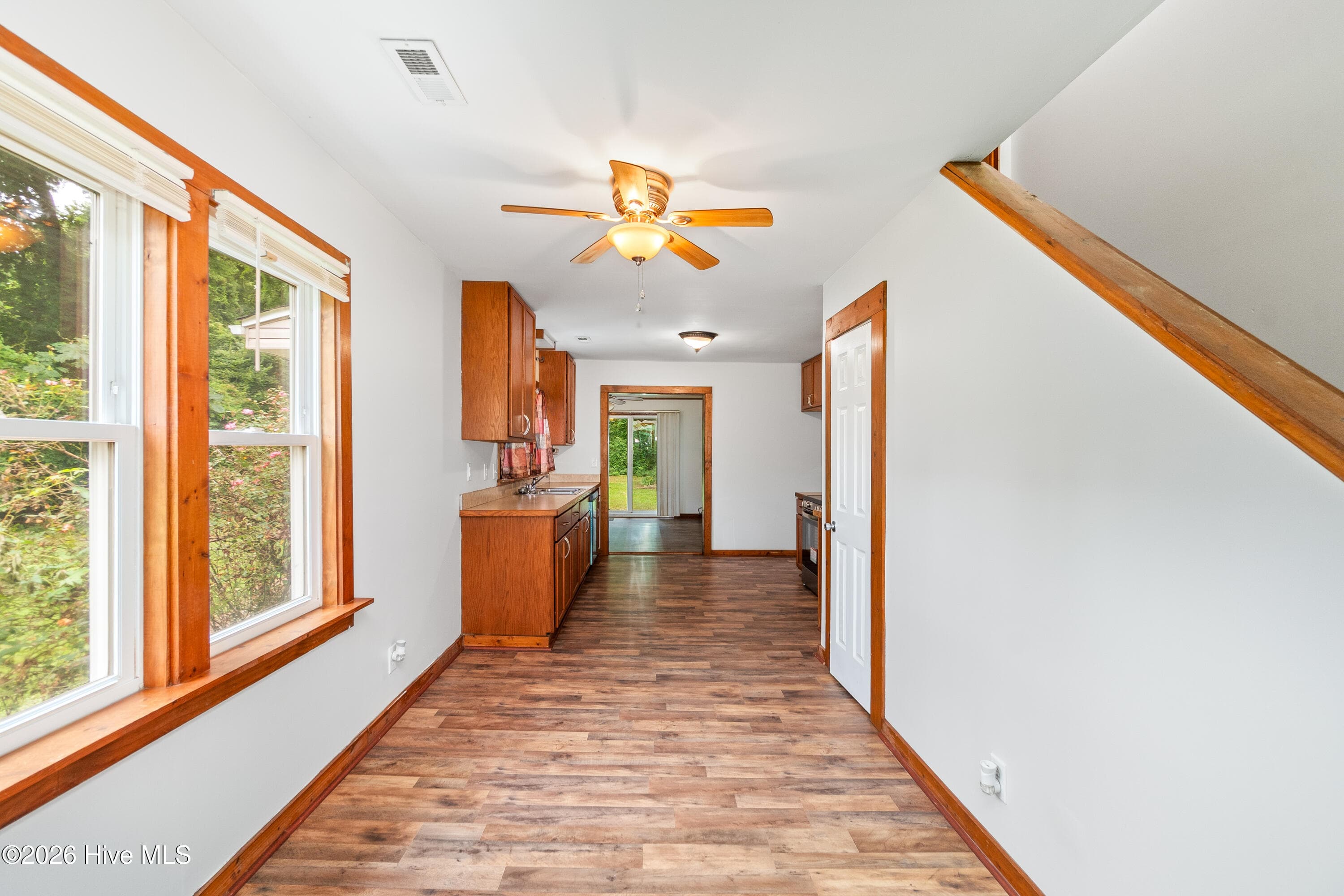 Single Family Residence at 1815 W Main Ext, Elizabeth City, NC 27909, photo 14 of 51