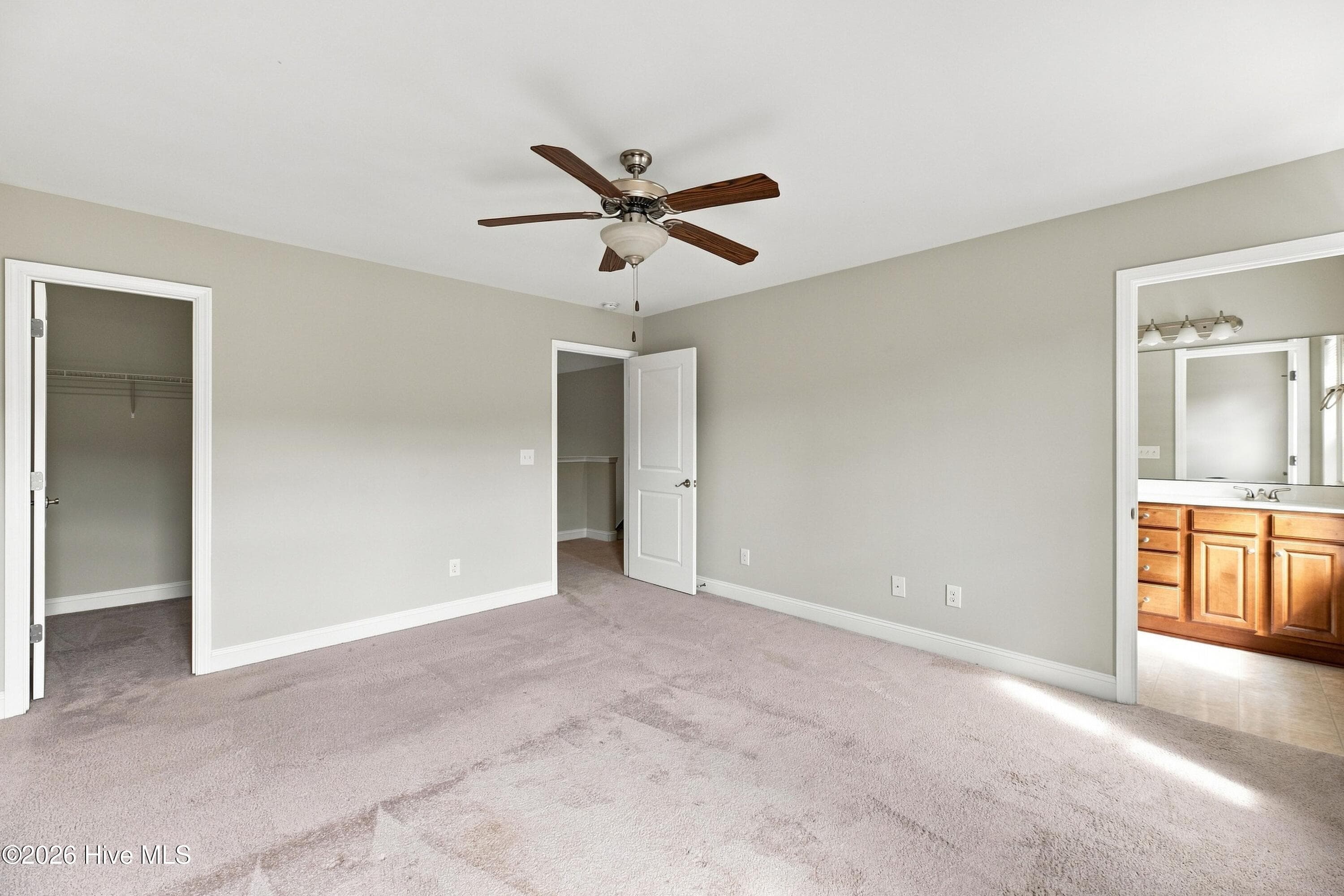 Single Family Residence at 8023 Sweetgrass Court, Wilmington, NC 28412, photo 21 of 33