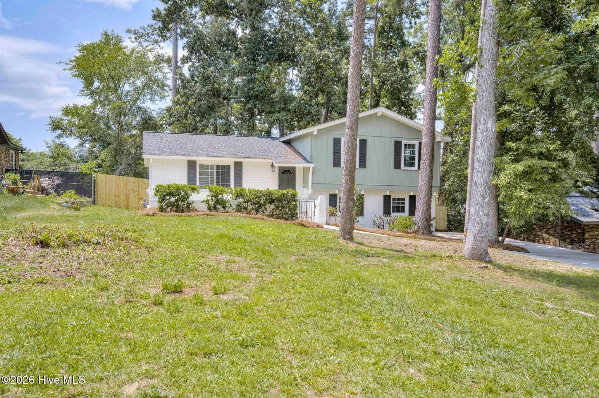 Single Family Residence at 4570 Colonial Road, Martinez, GA 30907, photo 2 of 36