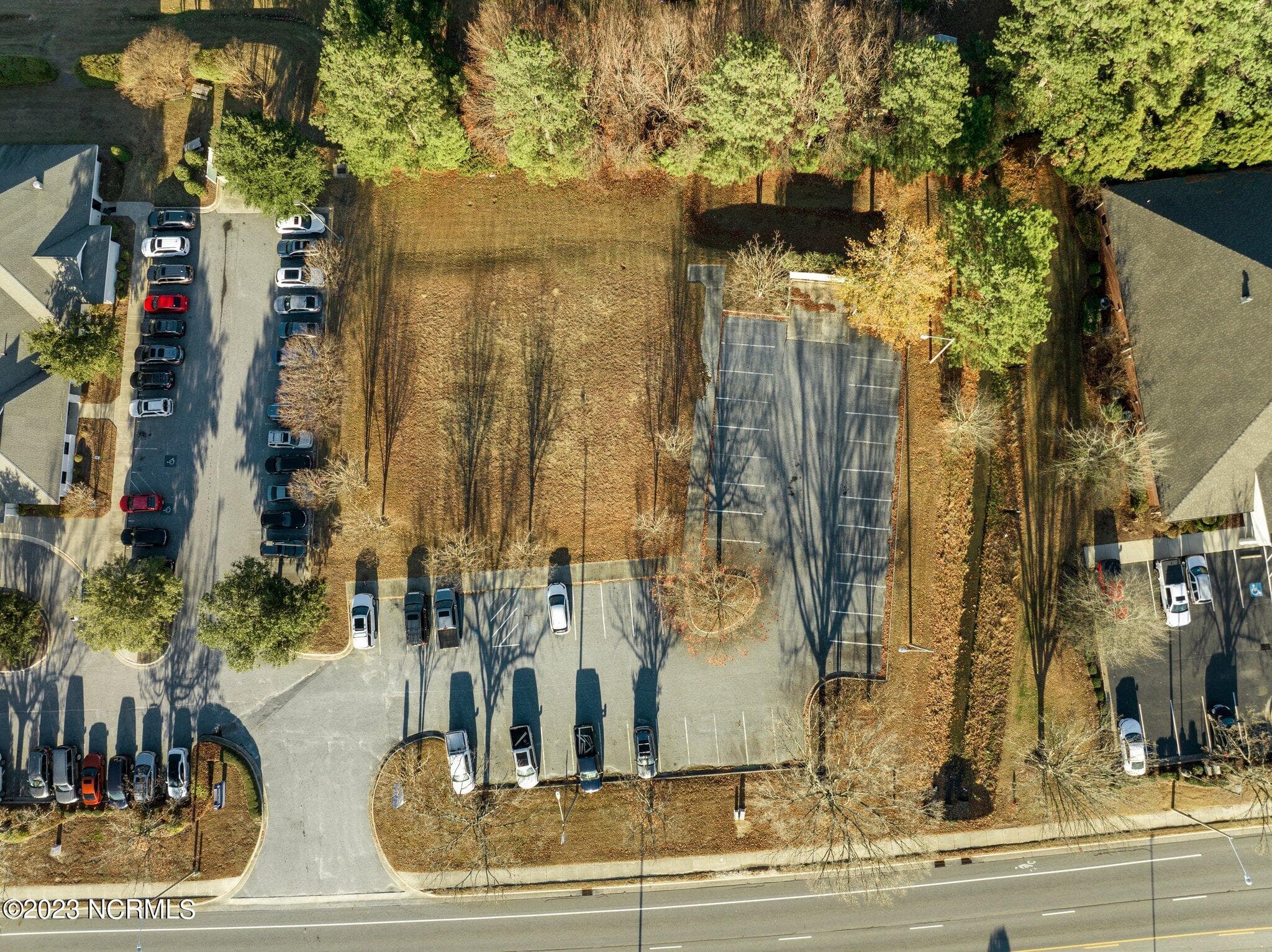 Improved at 1840 W Arlington Boulevard 2c, Greenville, NC 27834, photo 10 of 16