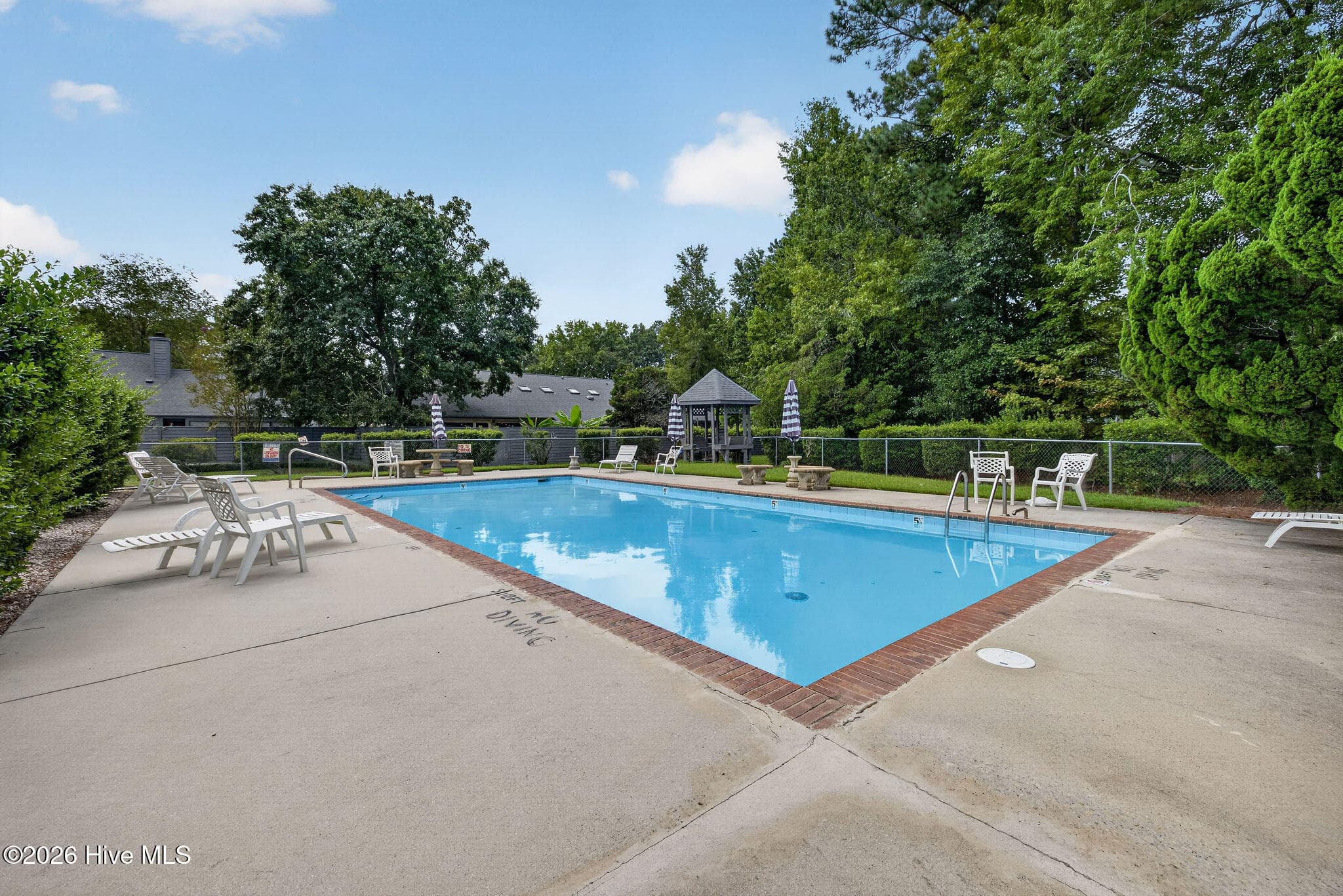 Single Family Residence at 1425 Suncourt Villa Drive, Wilmington, NC 28409, photo 5 of 5